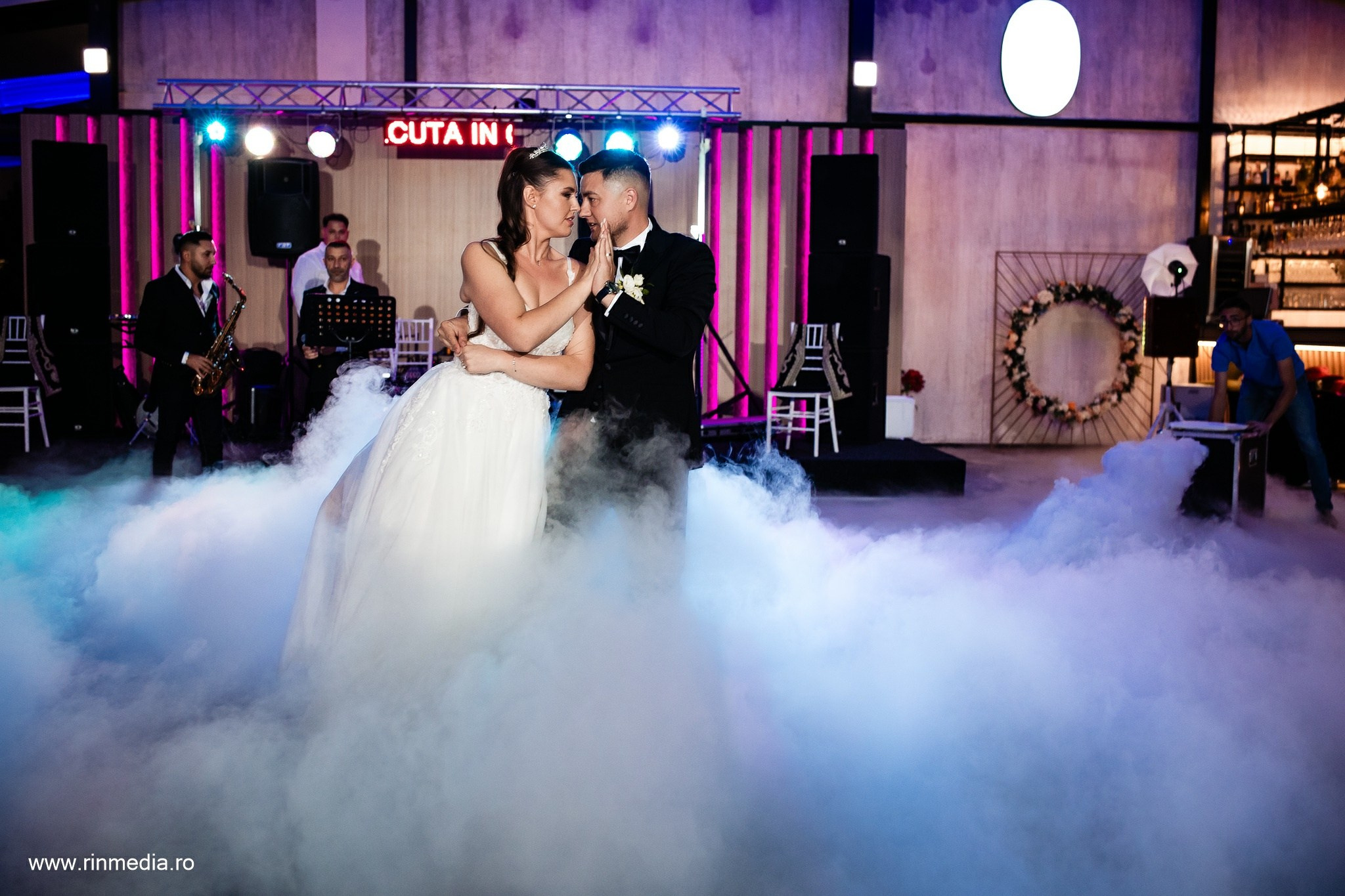 Ciprian & Madalina. Fotograf de Nunta Focsani