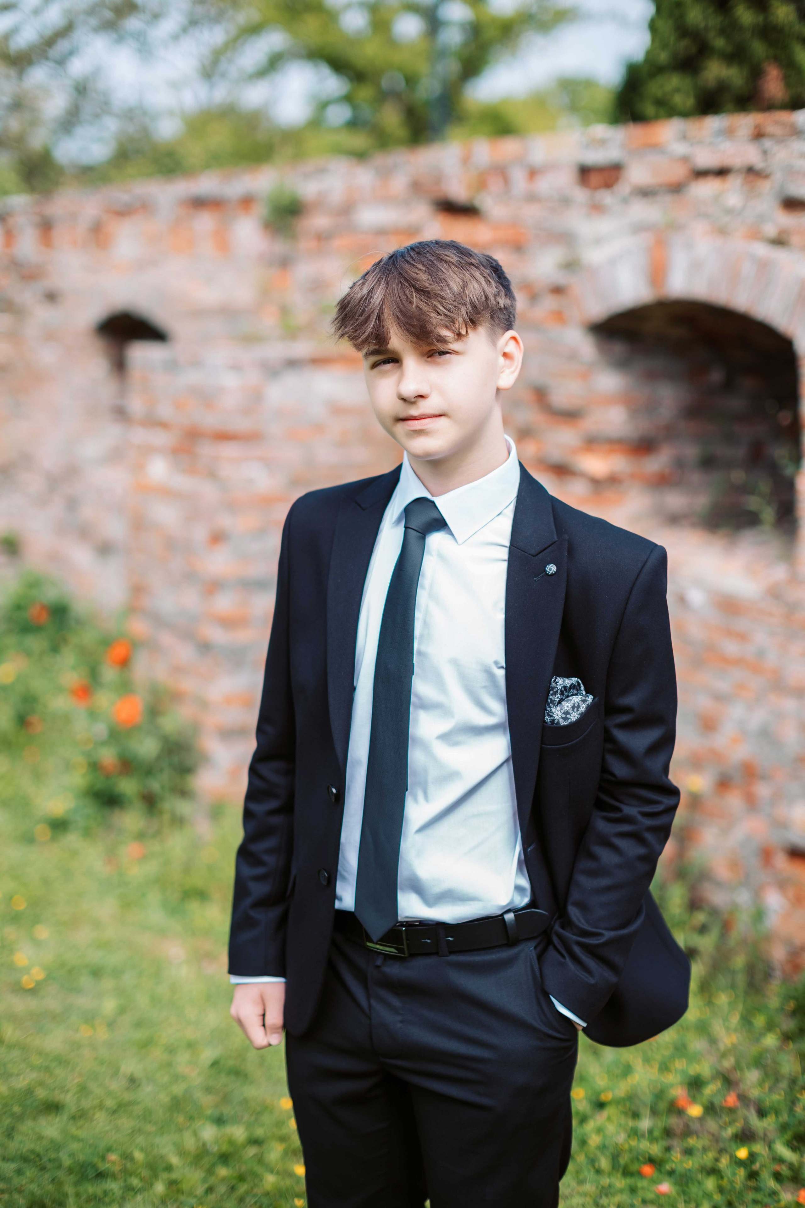 8B — Tudor Vladimirescu. Contrast Studio