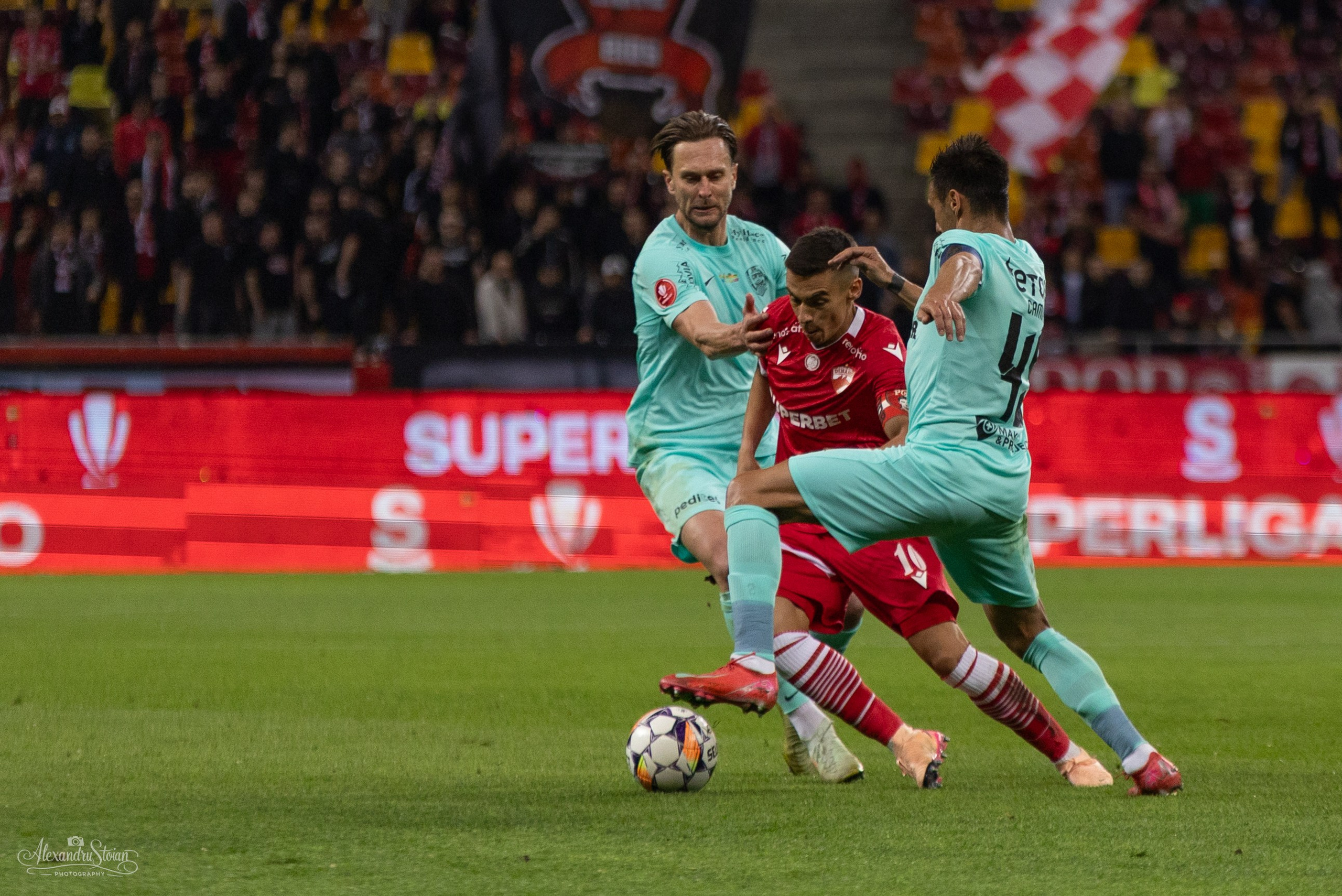 Dinamo — CFR Cluj. Http://www.alexphoto.ro