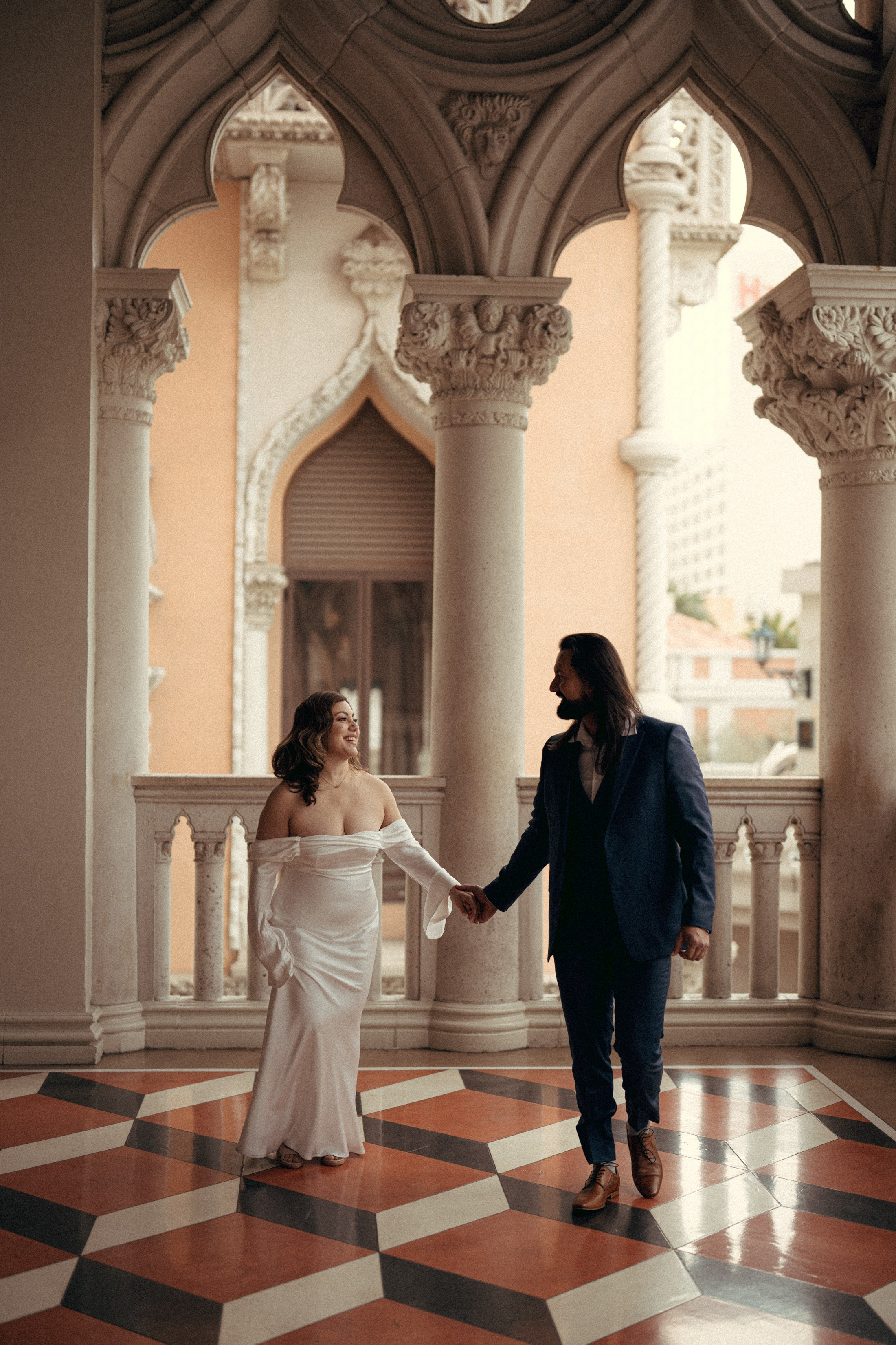 Angelica&Jorge. Wedding & elopement photographer Viktoriya Kravtsov. Las Vegas