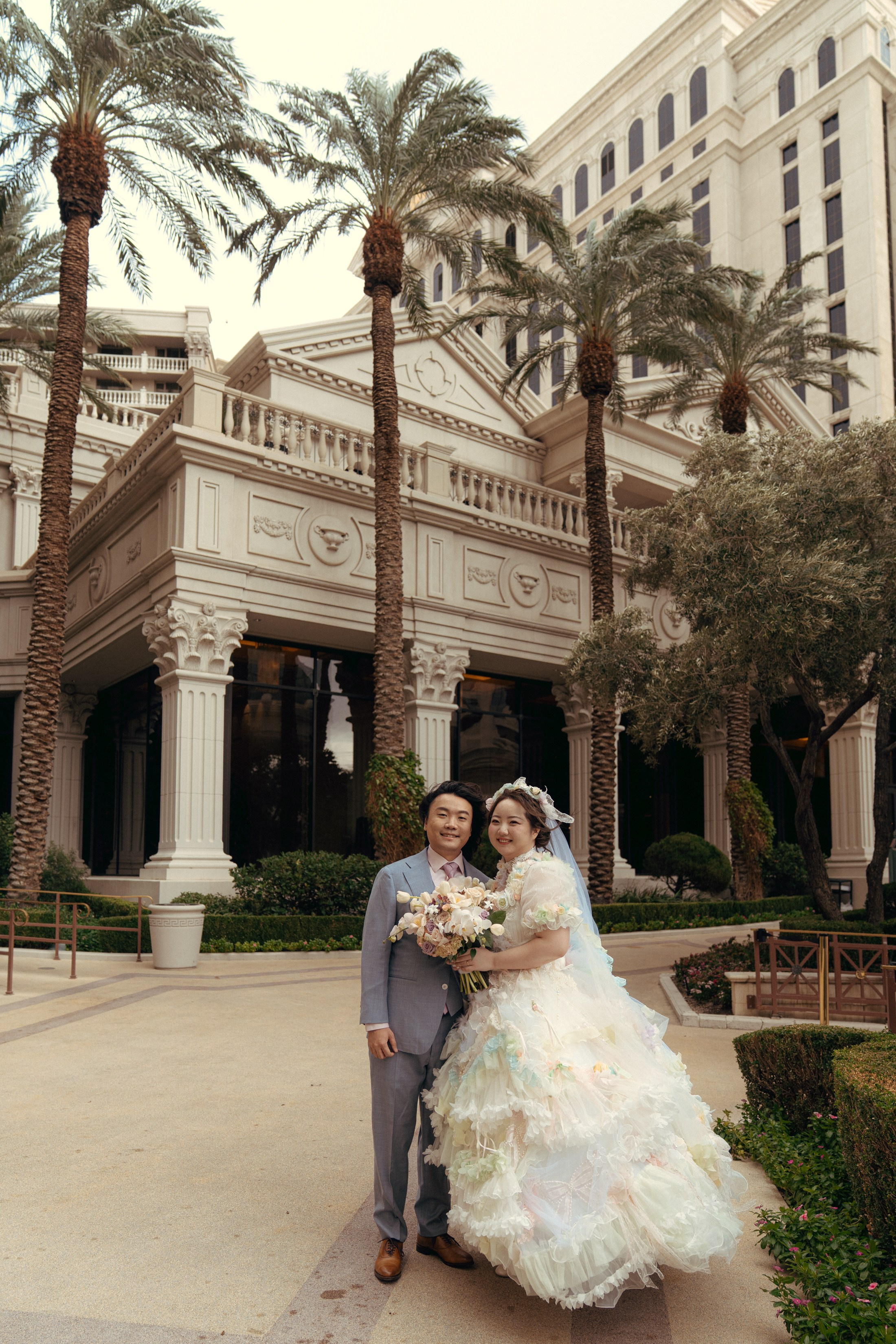 Aaron&Wenjing. Wedding & elopement photographer Viktoriya Kravtsov. Las Vegas