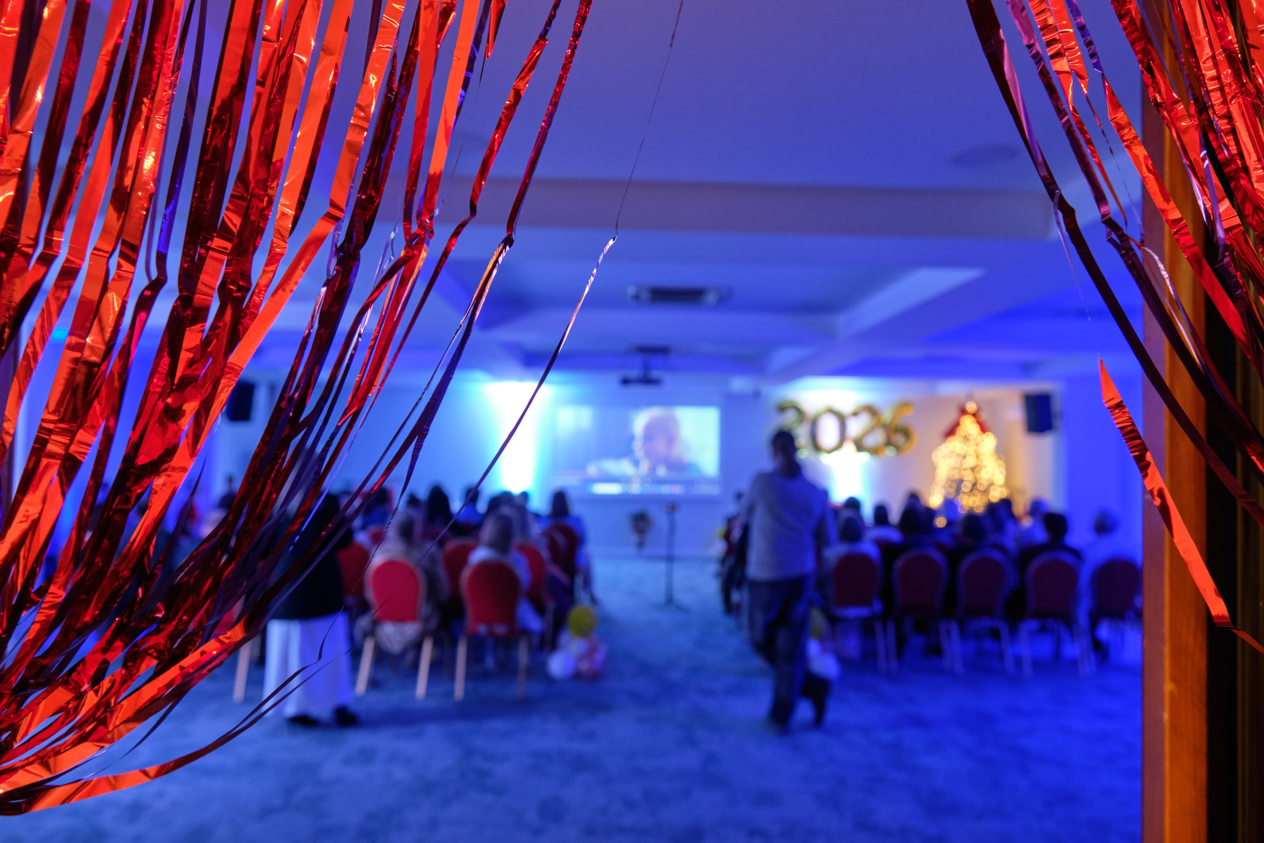 Фоторепортаж з благодійного Новорічного балу у Чорногорії. Портретний фотограф Альона Новгородцева