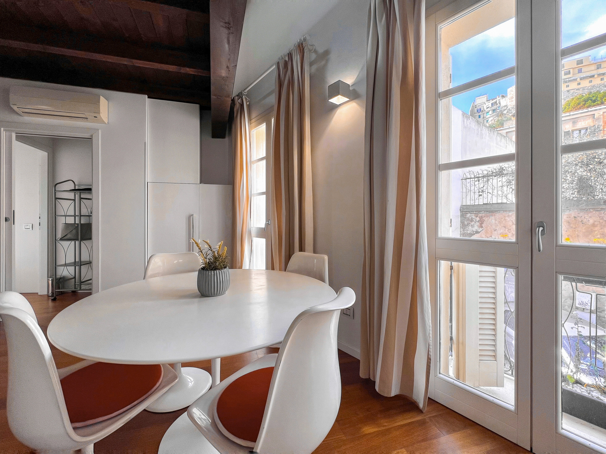 Appartamento per gli affitti brevi. Fotografo d’interni a Cagliari Eugenia Murru