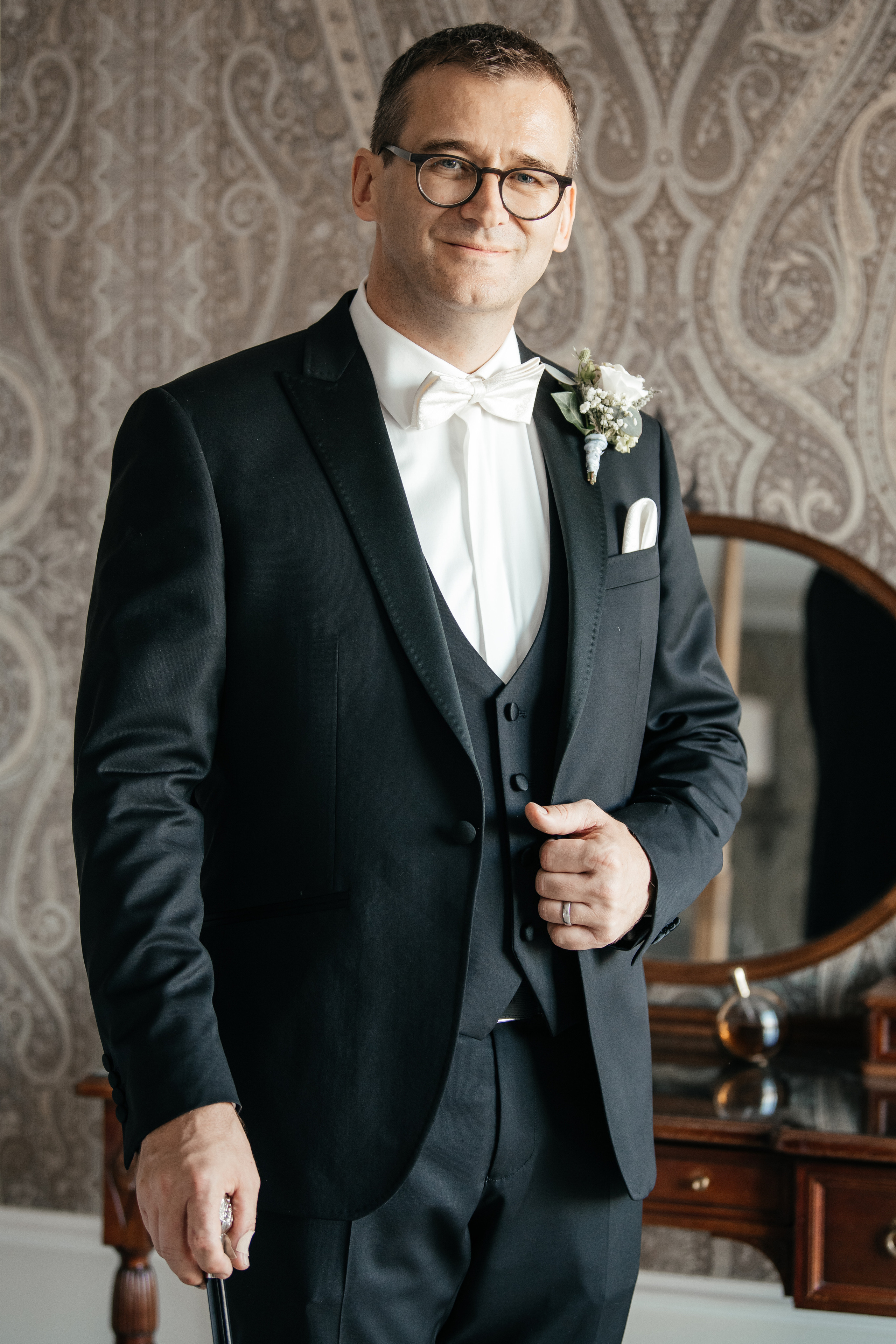 PORTFOLIO. I am Elena Altendorfer. Wedding photographer in Zurich and Switzerland