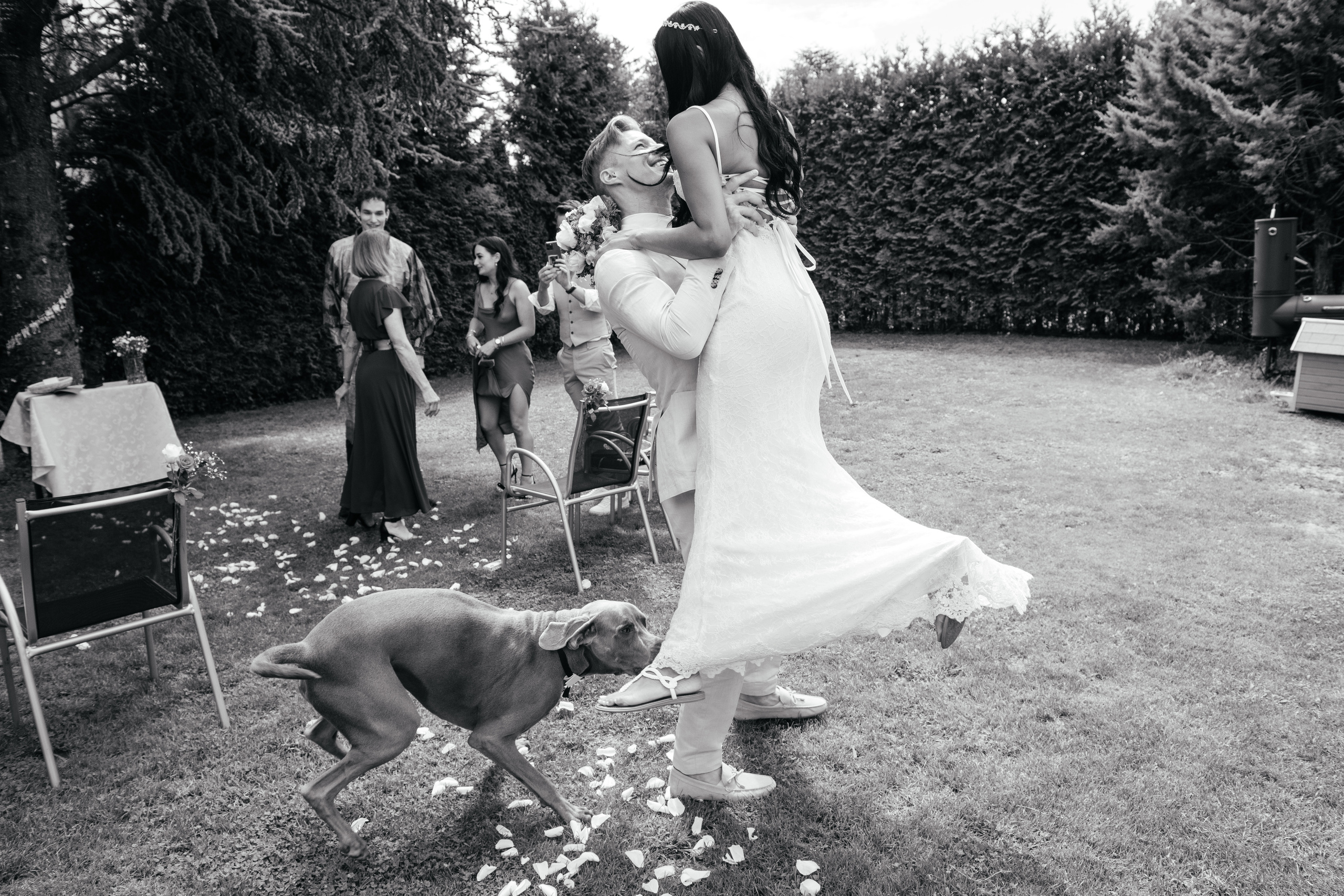 PORTFOLIO. I am Elena Altendorfer. Wedding photographer in Zurich and Switzerland