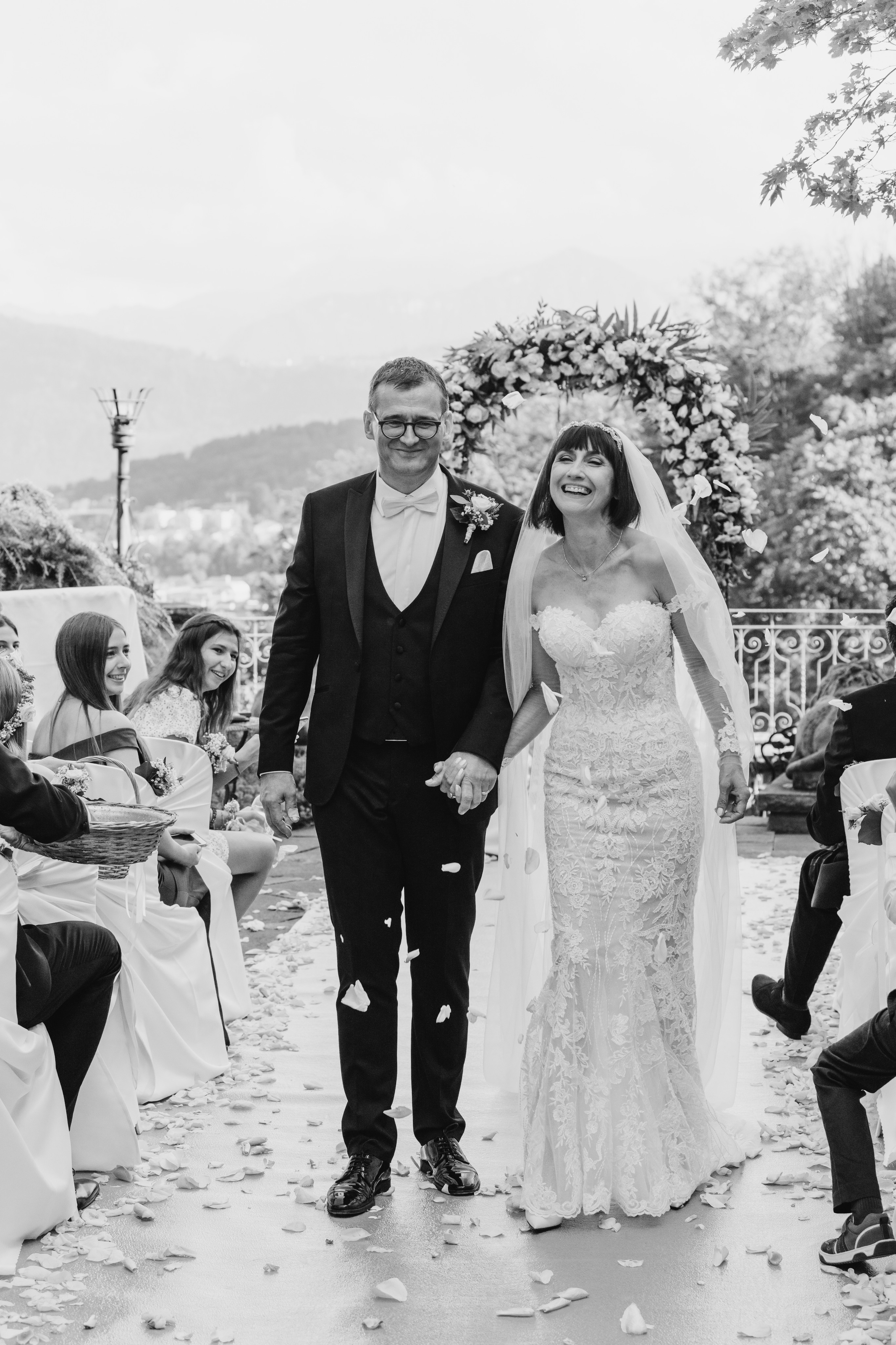 PORTFOLIO. I am Elena Altendorfer. Wedding photographer in Zurich and Switzerland