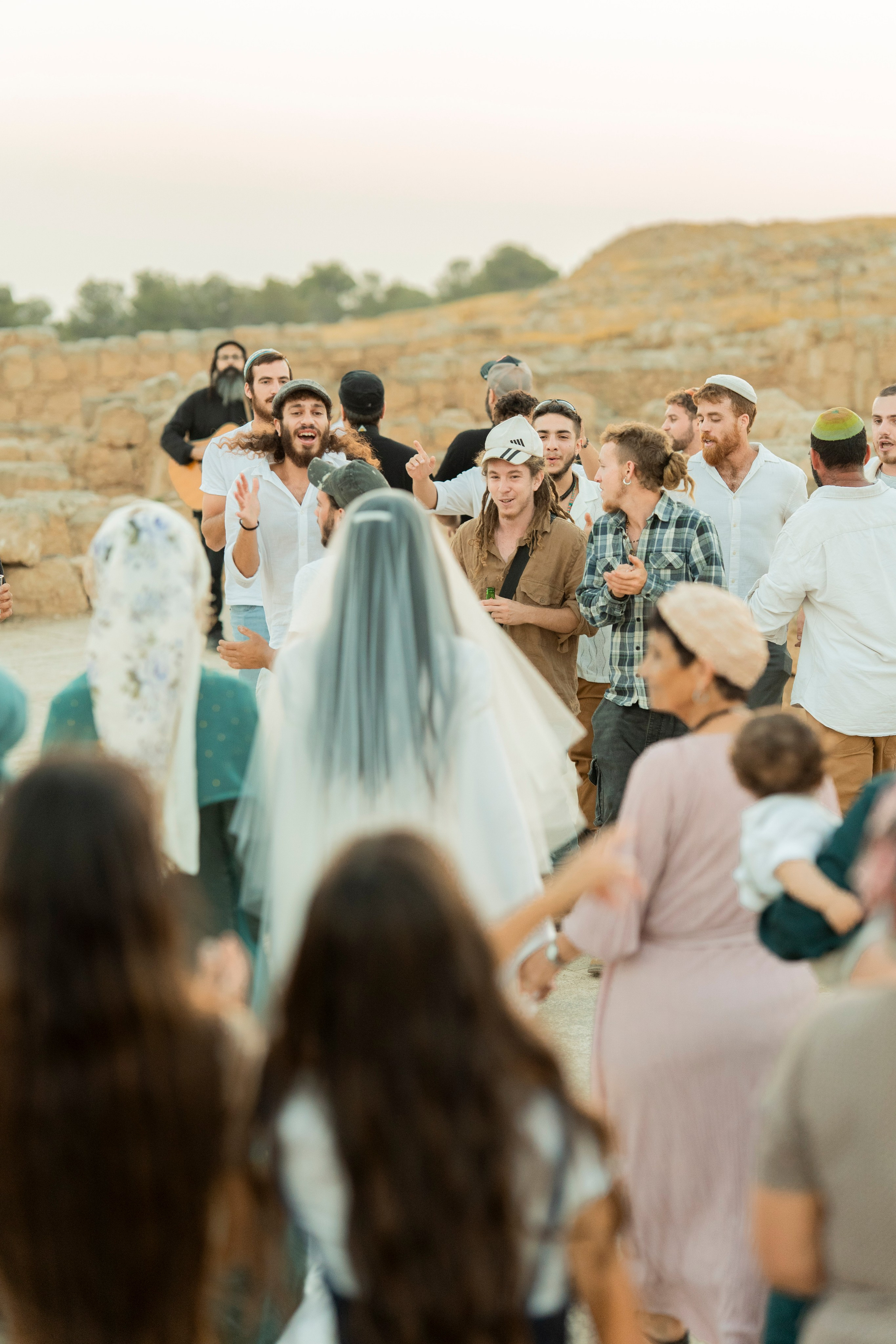 עדן ושלהבת. יוסף מזרחי צילום חתונה, ברית וזוגיות. צלם מקצועי שאוהב להוציא אתכם הכי יפים ברגעים הכי מרגשים