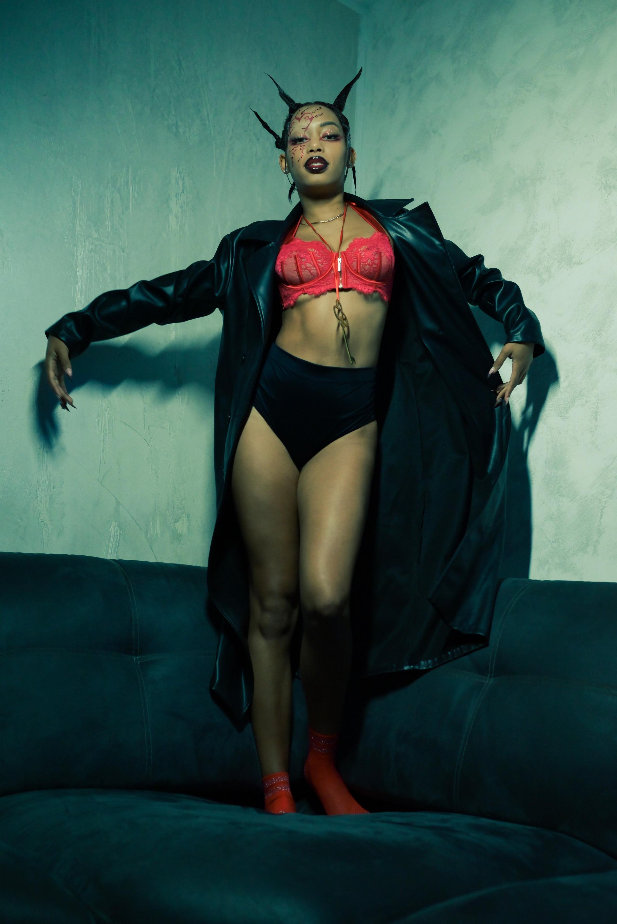 Shooting ragazza studio