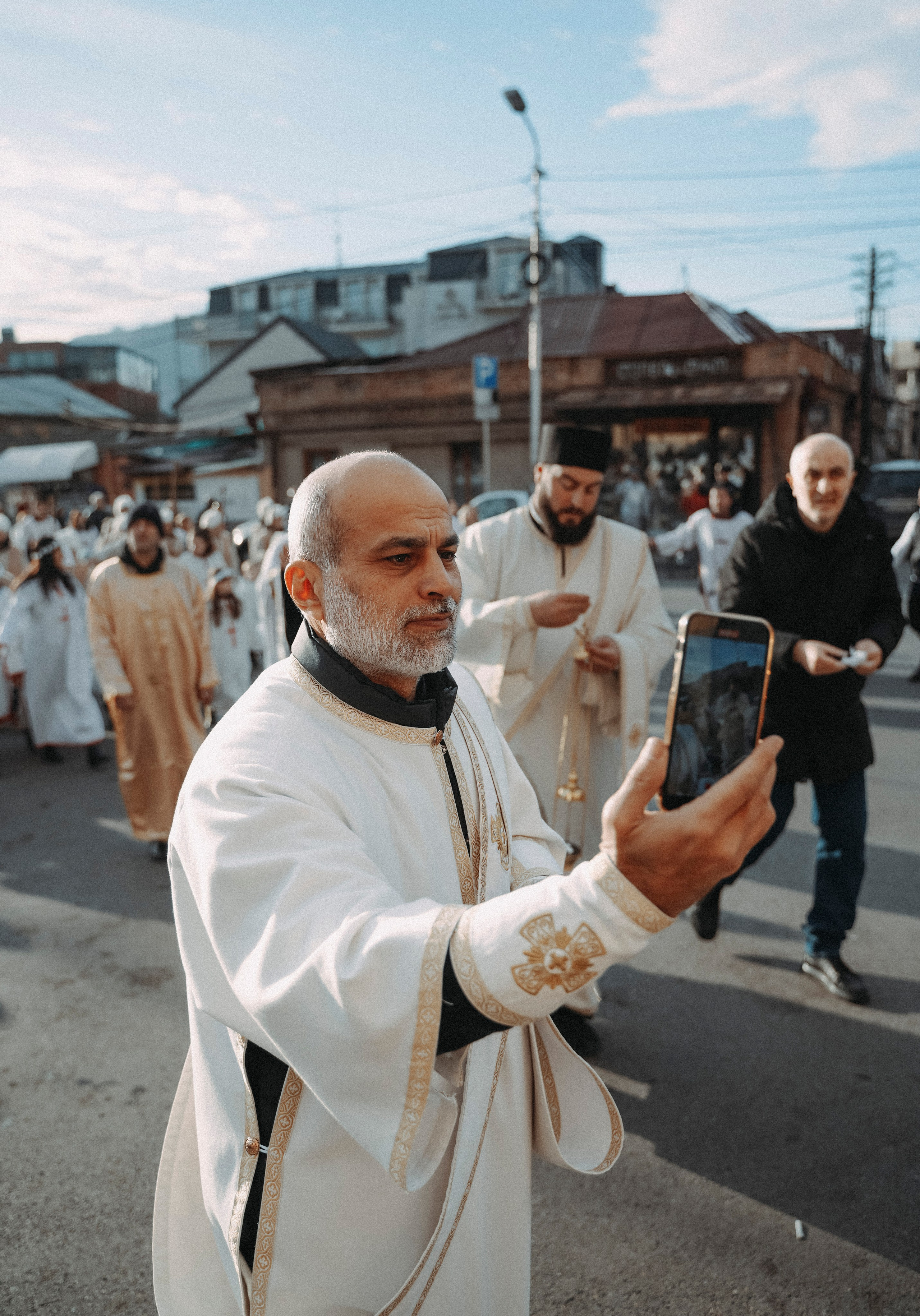 ТБИЛИСИ 2023-2024. Стрит-фотография, полная абсурда, идиотизма и красоты