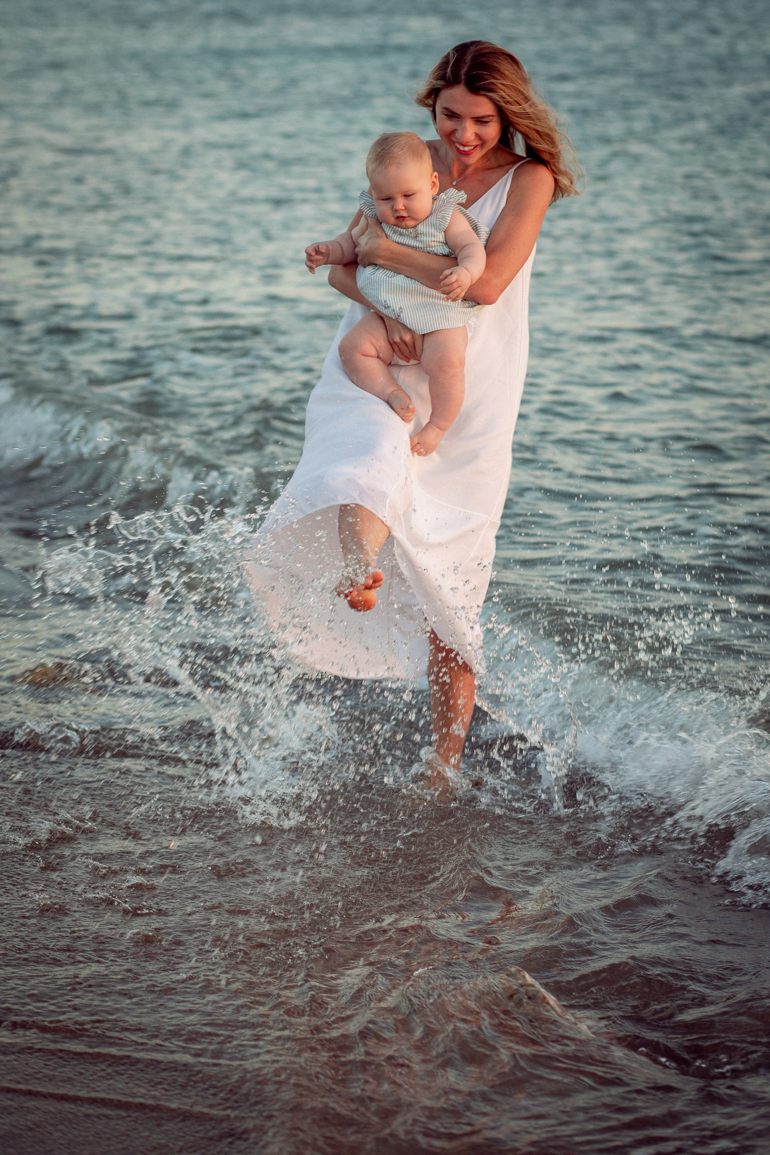 Barefoot Summer. Family Photographer in Greece