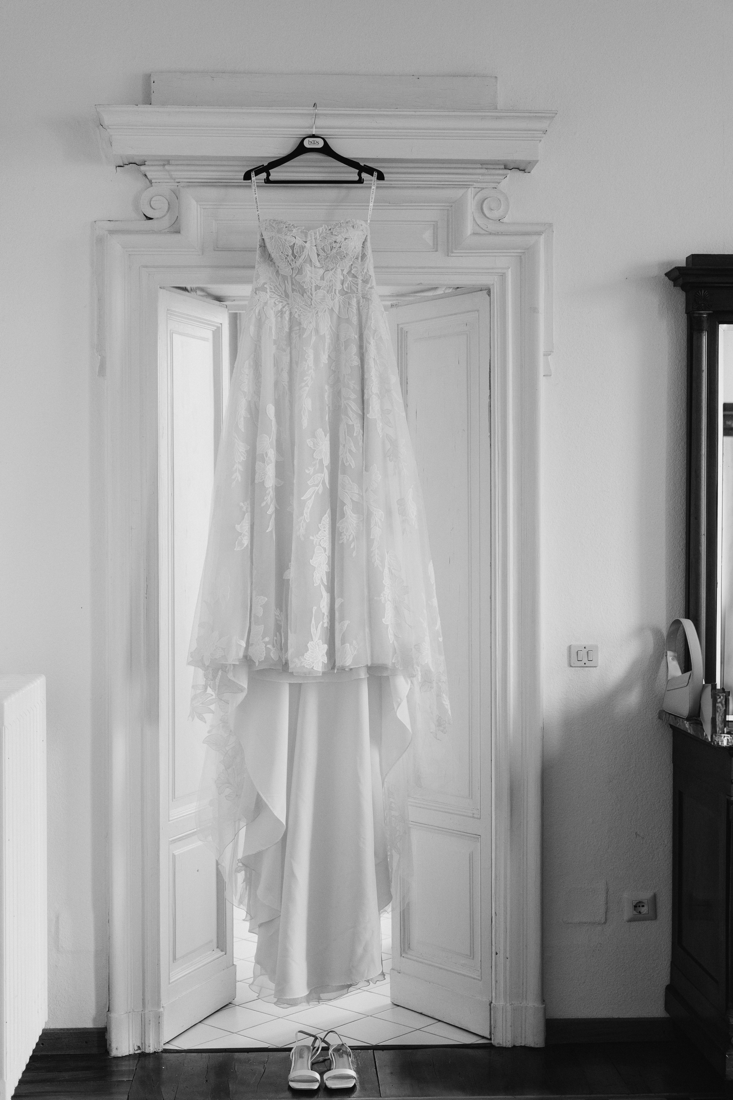 LAURA AND DOMENIK_LAKE MAGGIORE. PHOTOGRAPHER IN ITALY