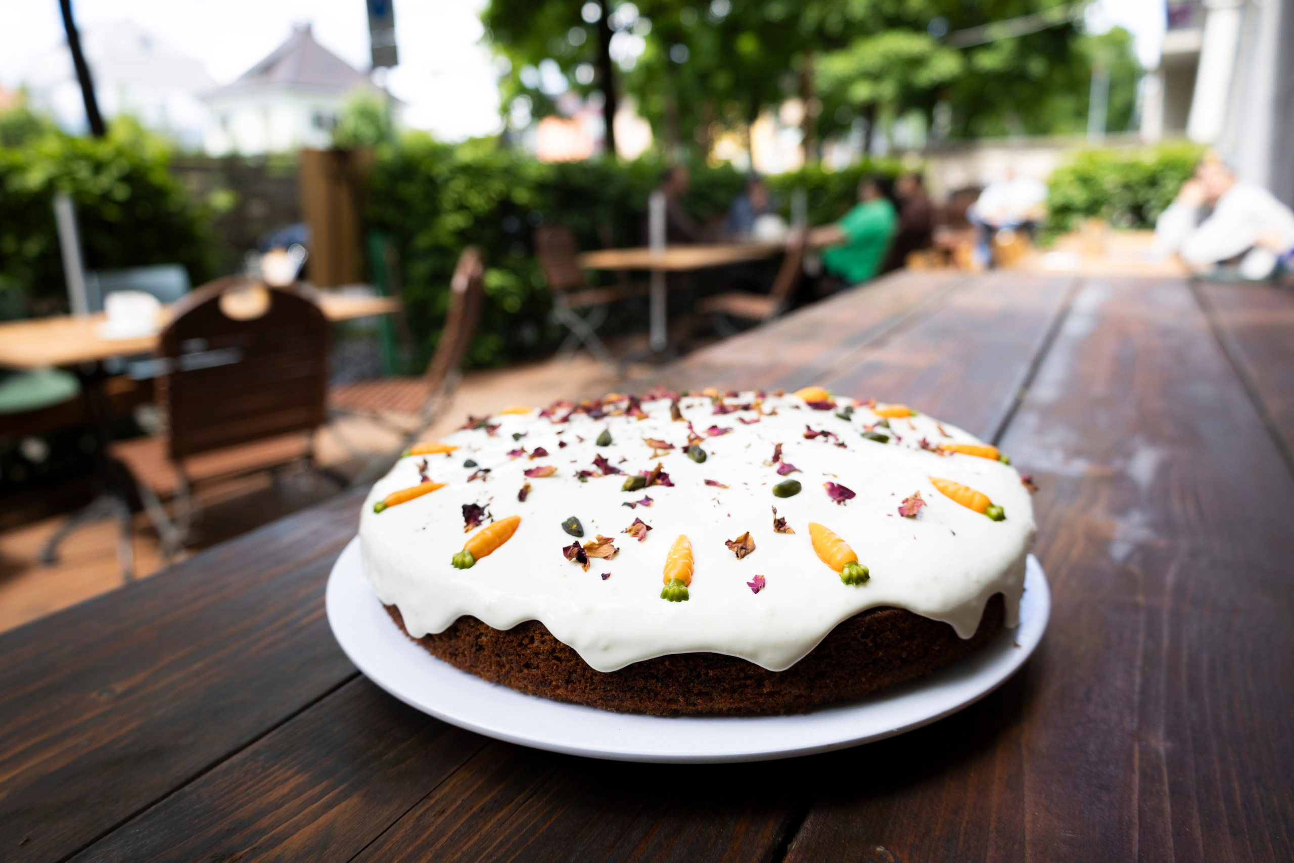 Cafe. Photographer in Munich