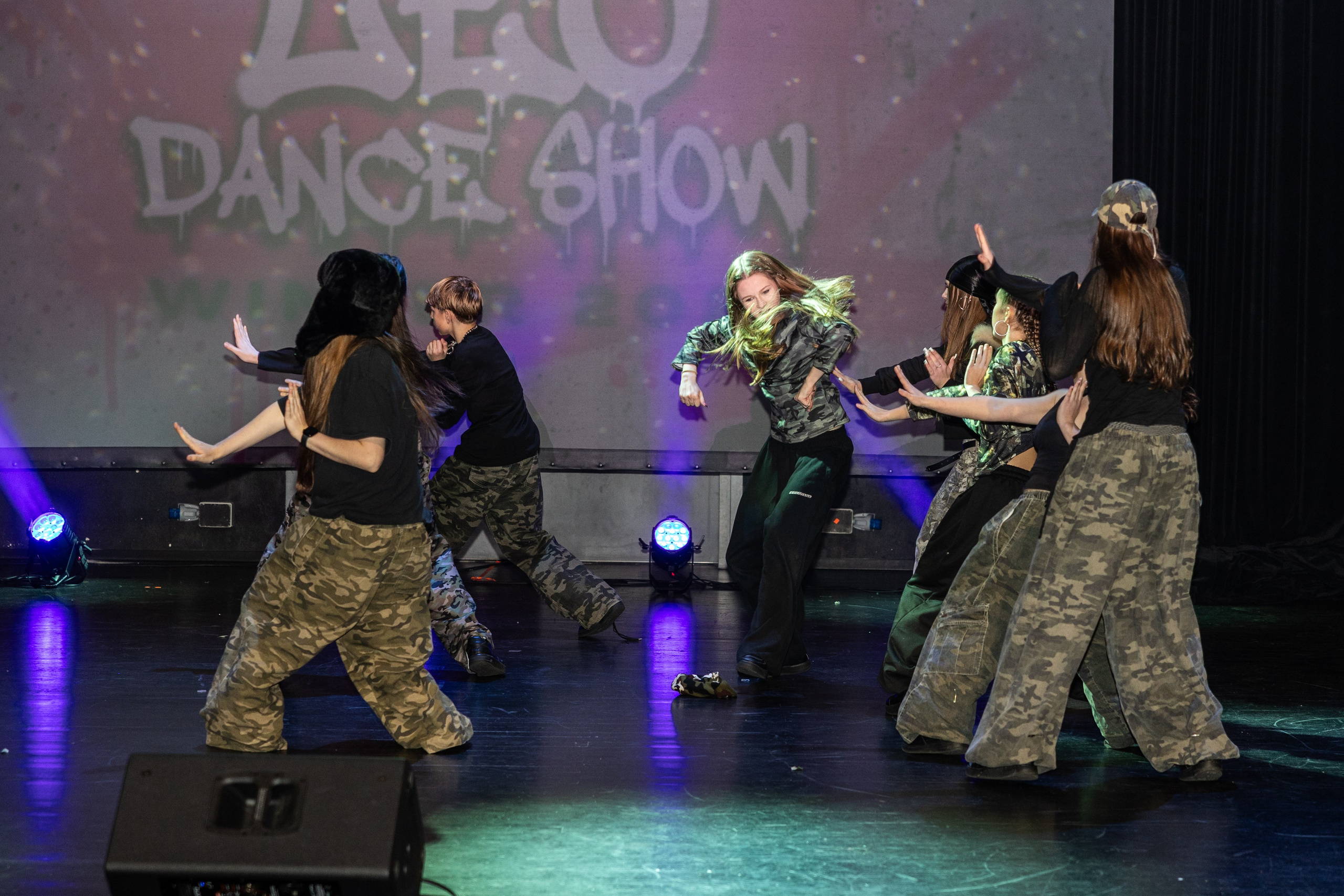 LEO DANCE SHOW WINTER 2025. Семейный и детский фотограф в Варшаве Мила Бобровская