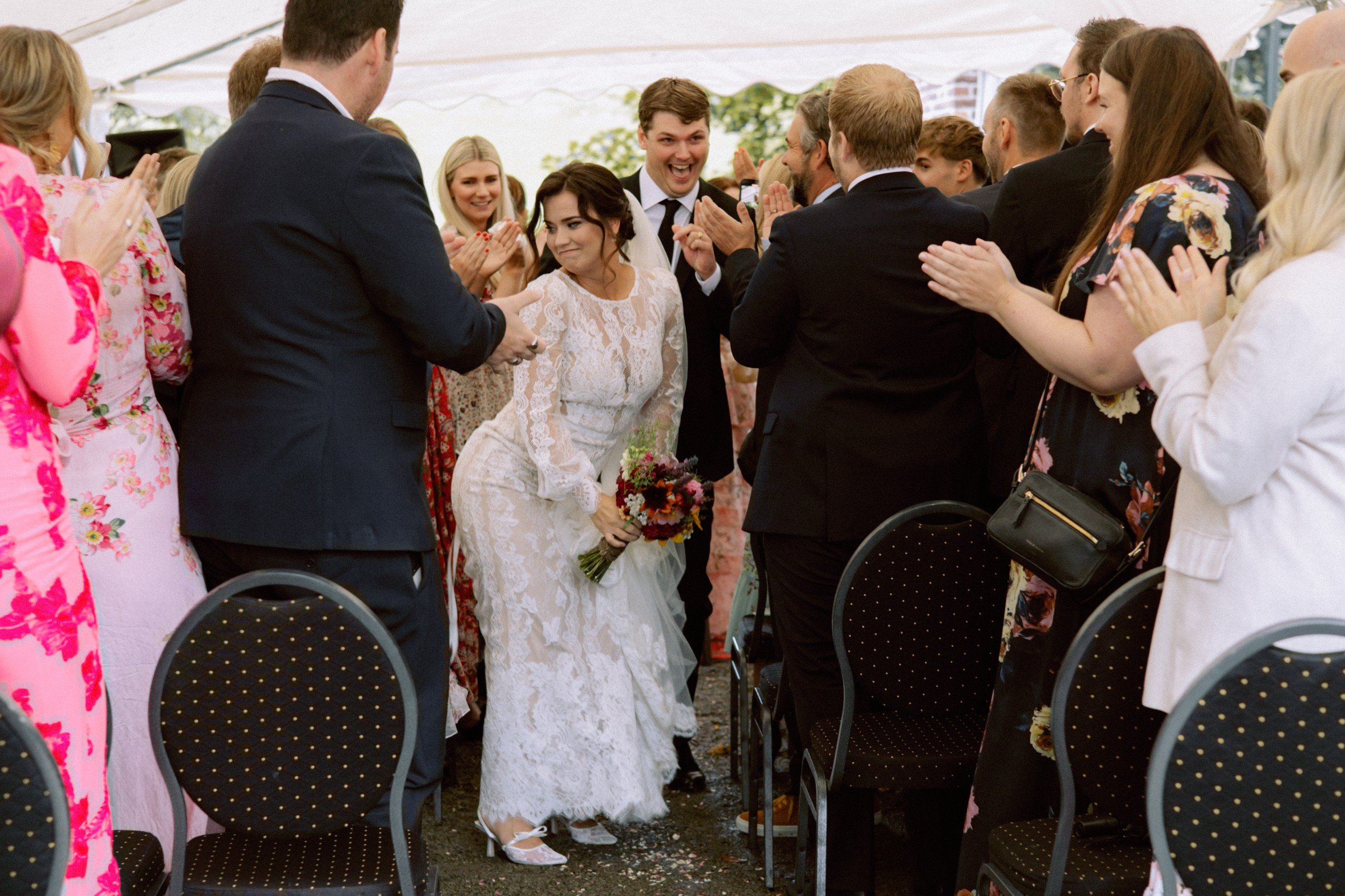 Our beautiful film. Warm family & Wedding stories