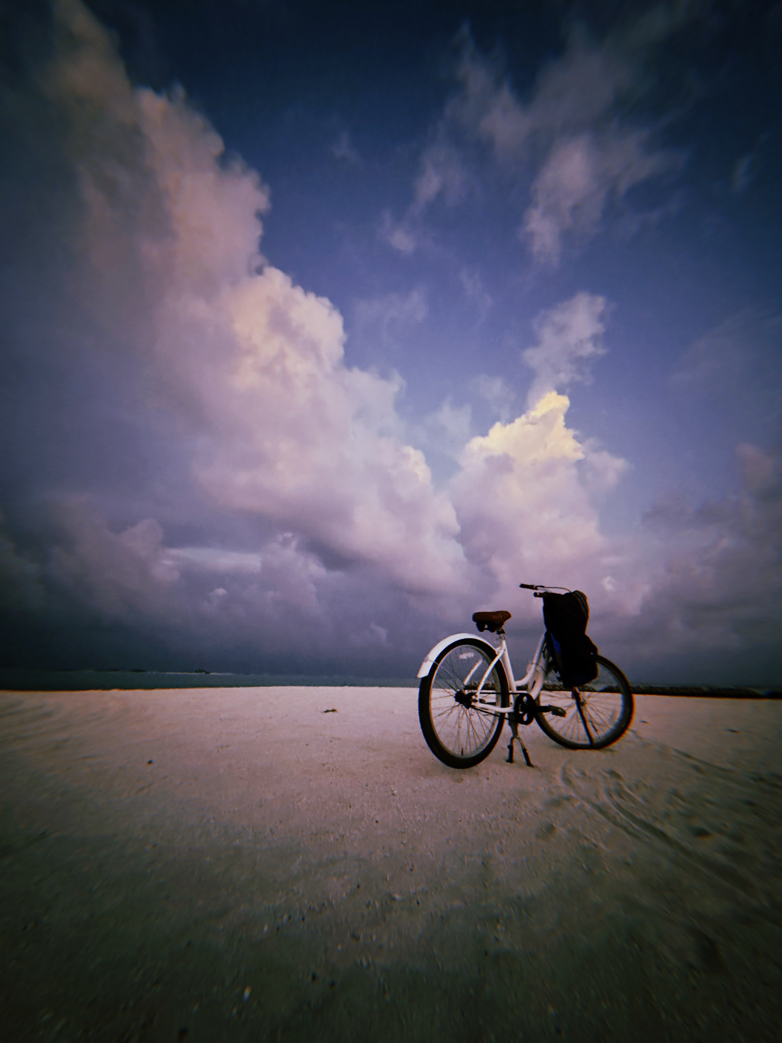 Maldives, Kuda Villingili. BNW Around Photography