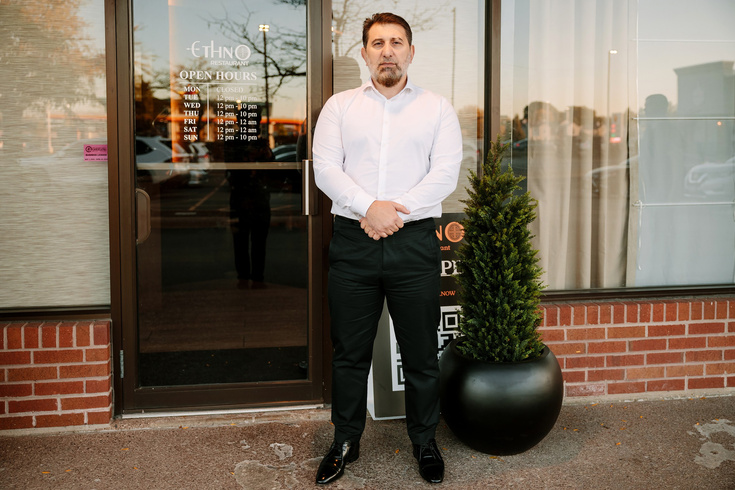 06.10.2024 Wedding Party. Wedding family event photographer in Chicago Nick Yushevich