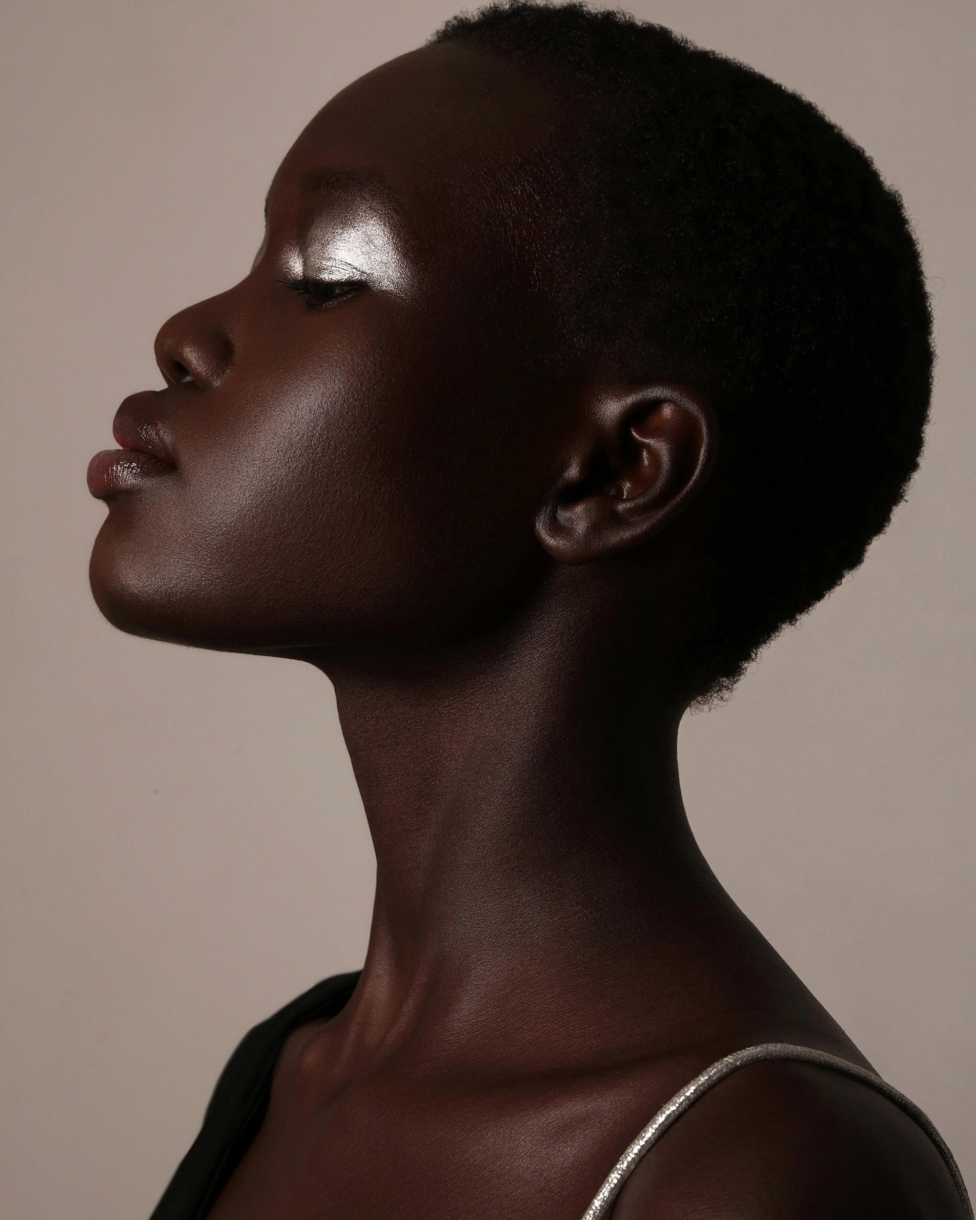 Beauty, Fashion and Editorial Retoucher