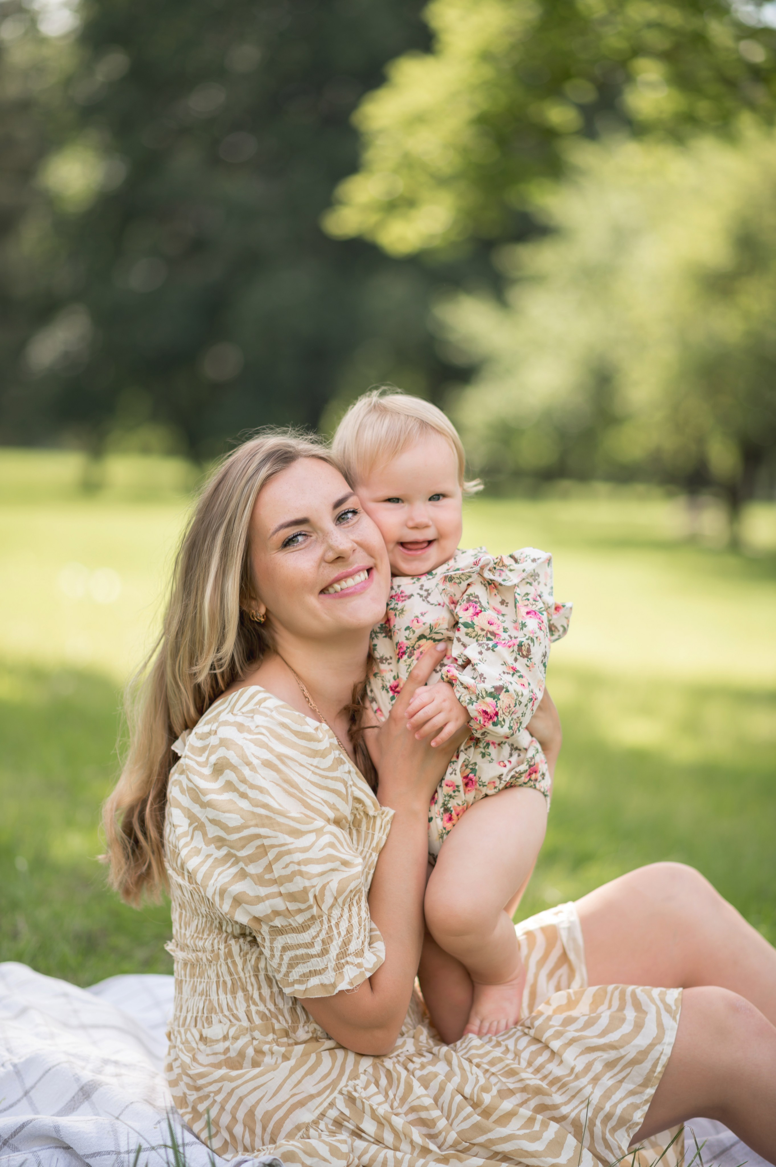 Семейная фотосессия на природе. Семейный и детский фотограф в Минске Надежда Савицкая