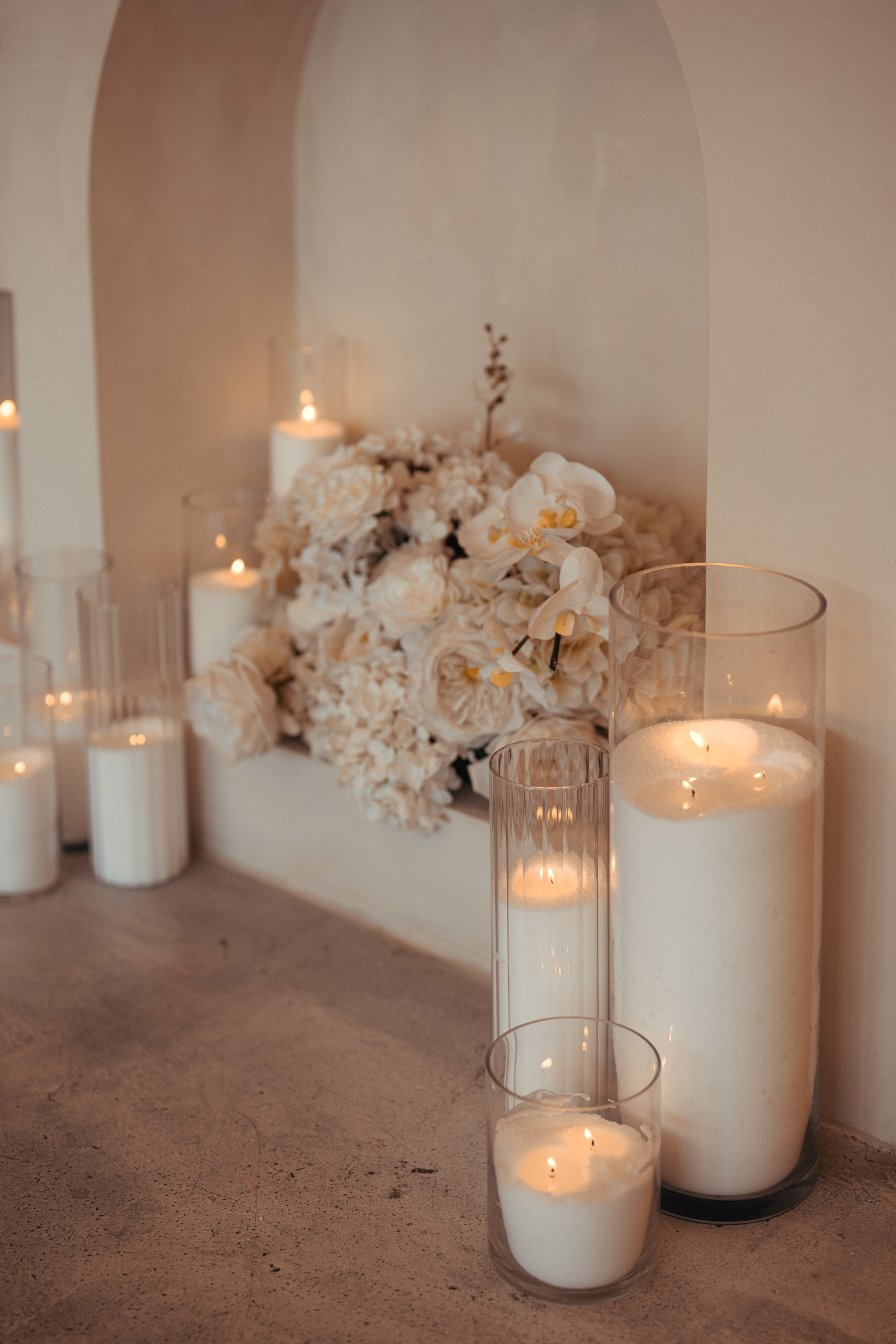 A&R. Wedding & elopement photographer Viktoriya Kravtsov. Las Vegas