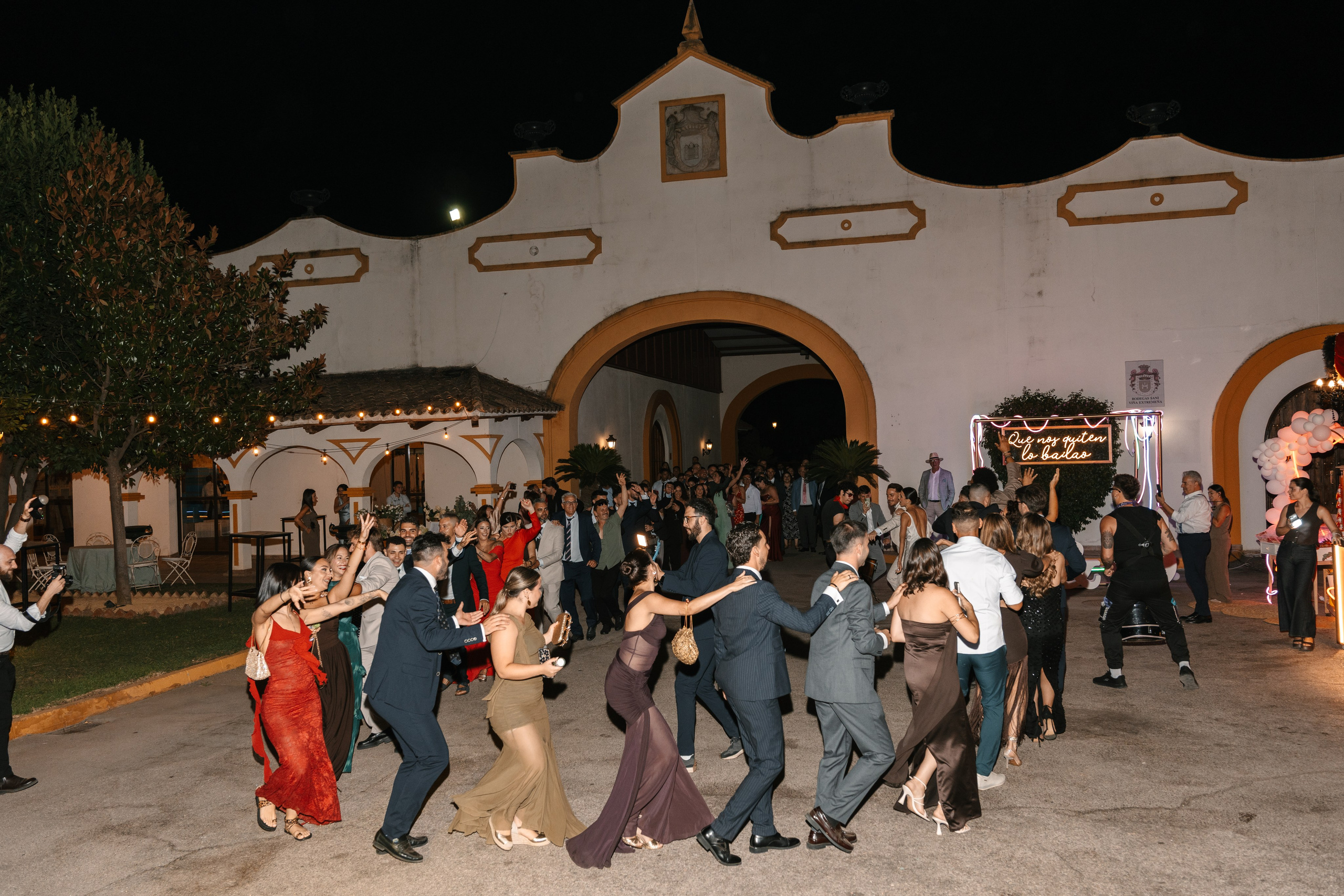 Luis & Sara · Boda en Bodegas Sani Viña Extremeña, Almendralejo | Alianza Weddings