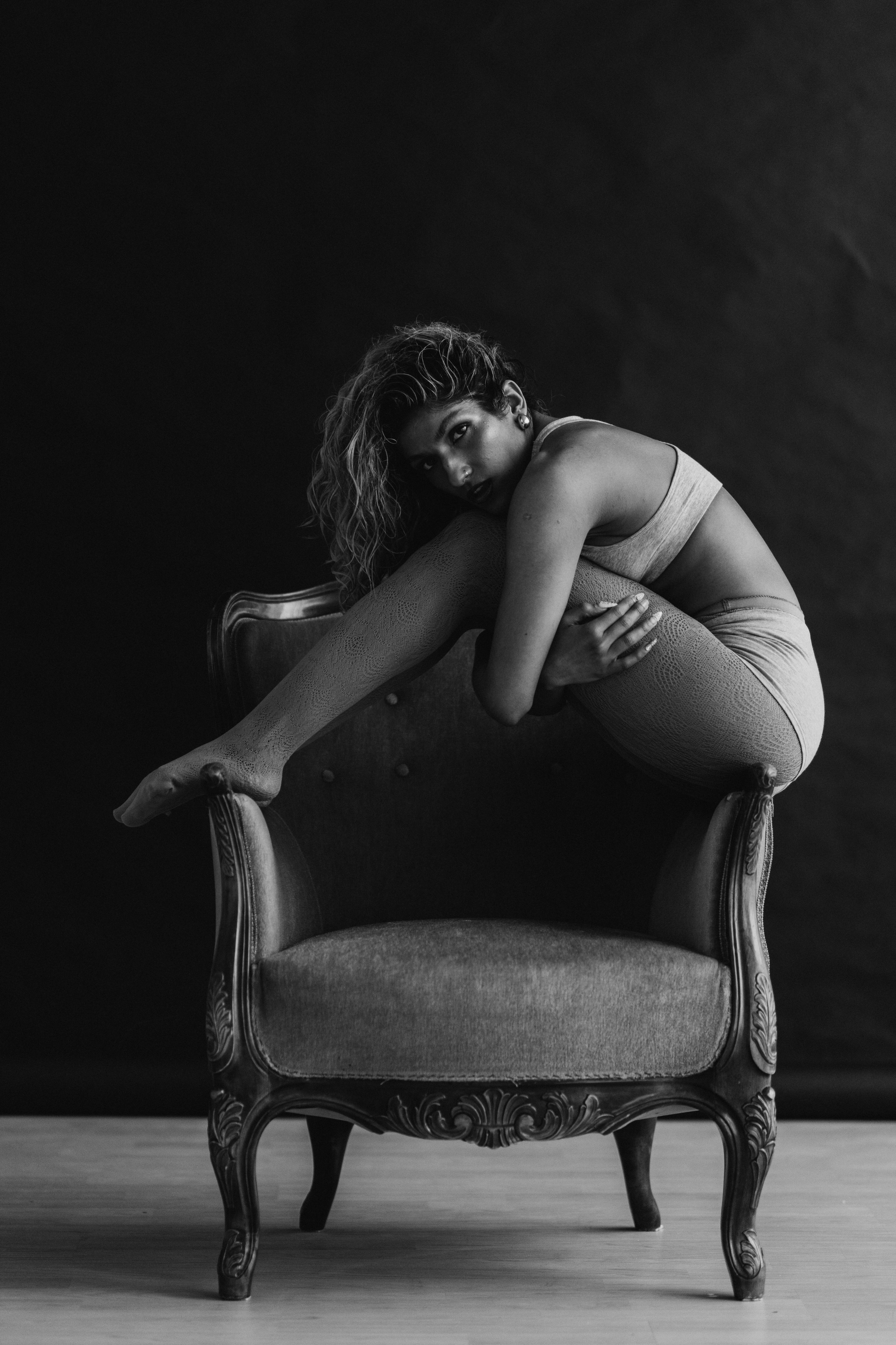 DANCERS. Victoria Olonen – Cinematic Portrait Artist | Helsinki & Europe