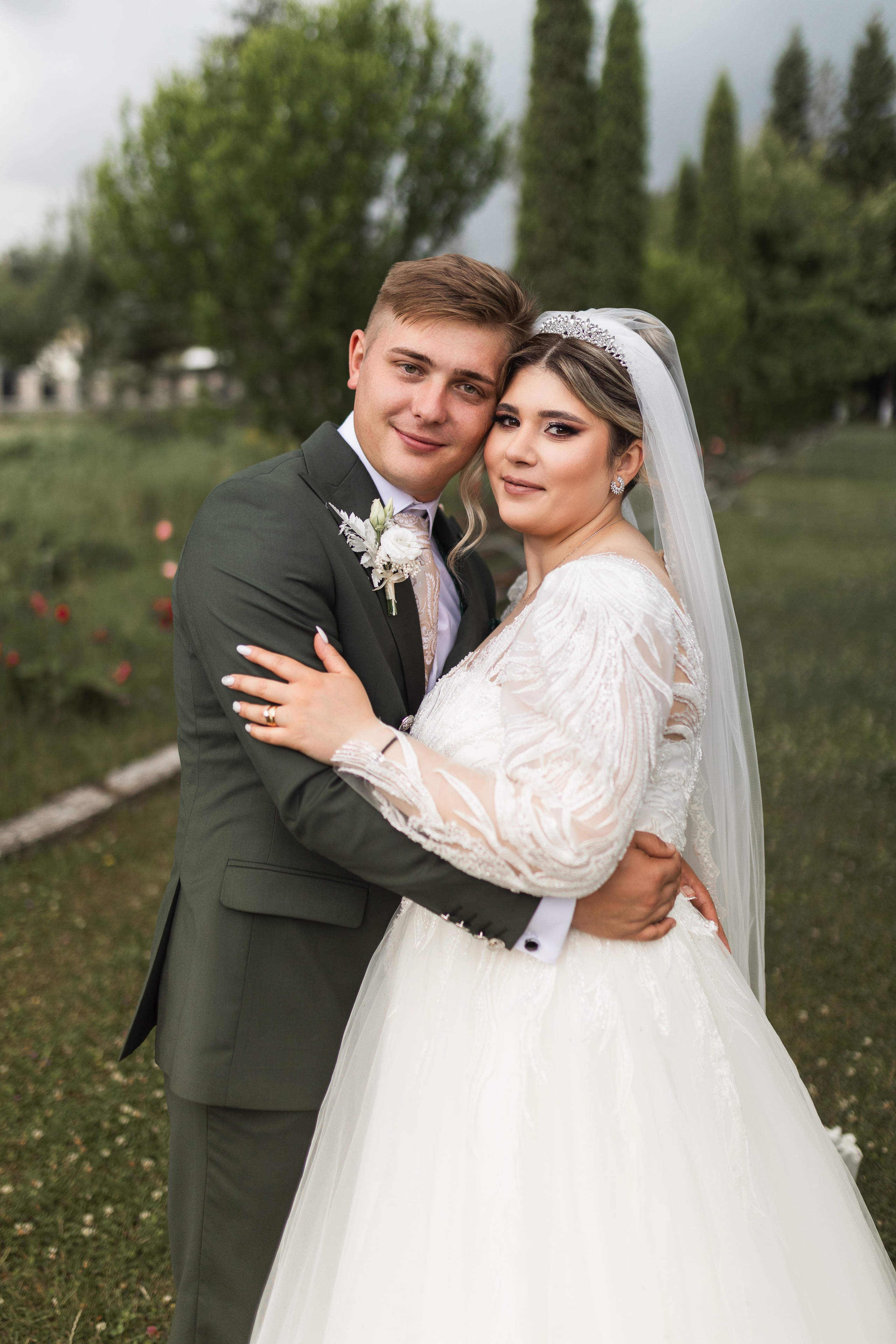 Oana & Andrei. Vlad Aconstantinesei Photographer