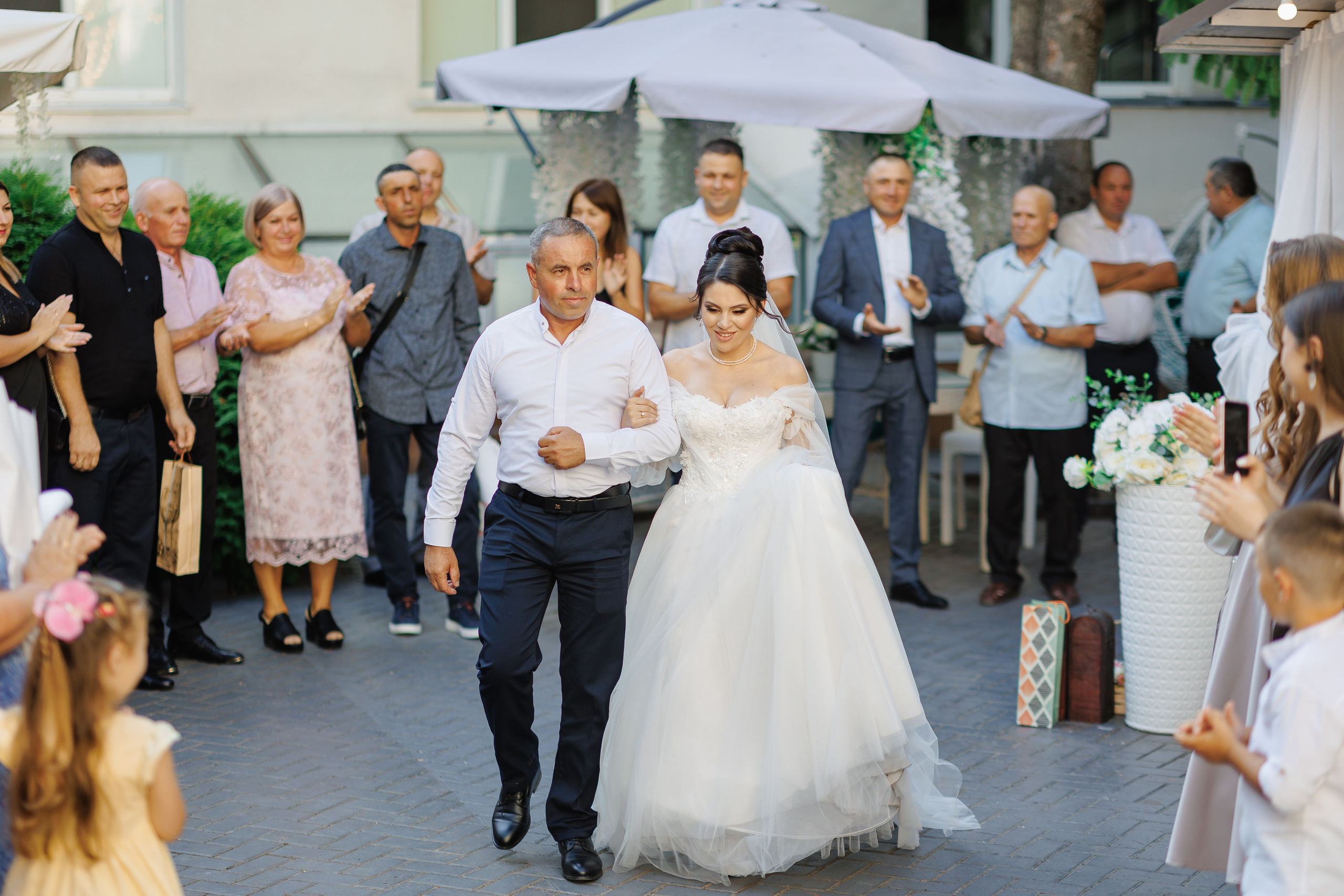 Cristian & Beatrice. Servicii Foto Video la Nunta Chisinau Moldova Europa Studio MagicFoto