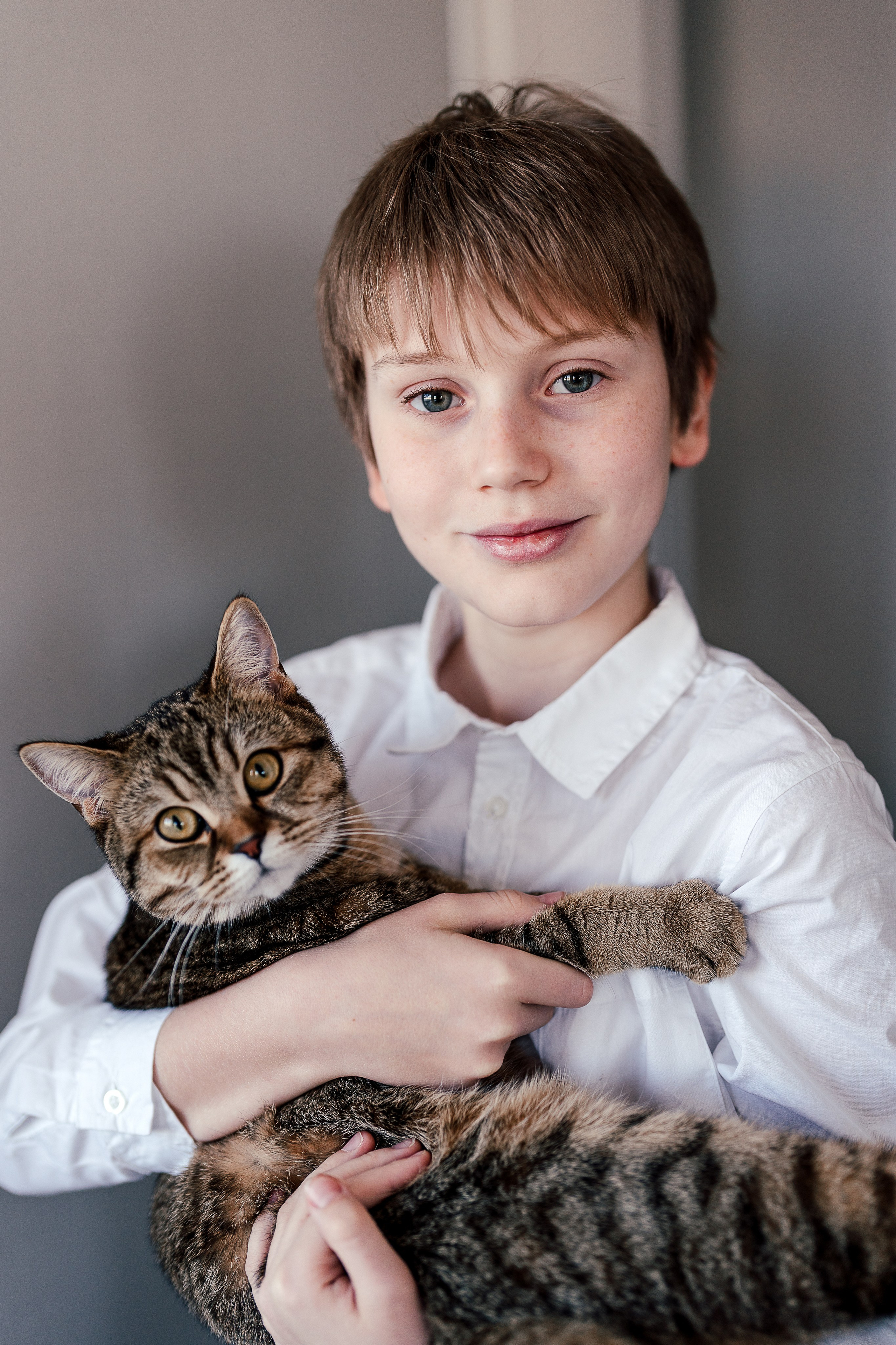 Family home shooting. Family, conceptual women portrait photograher in Geneva, Switzerland
