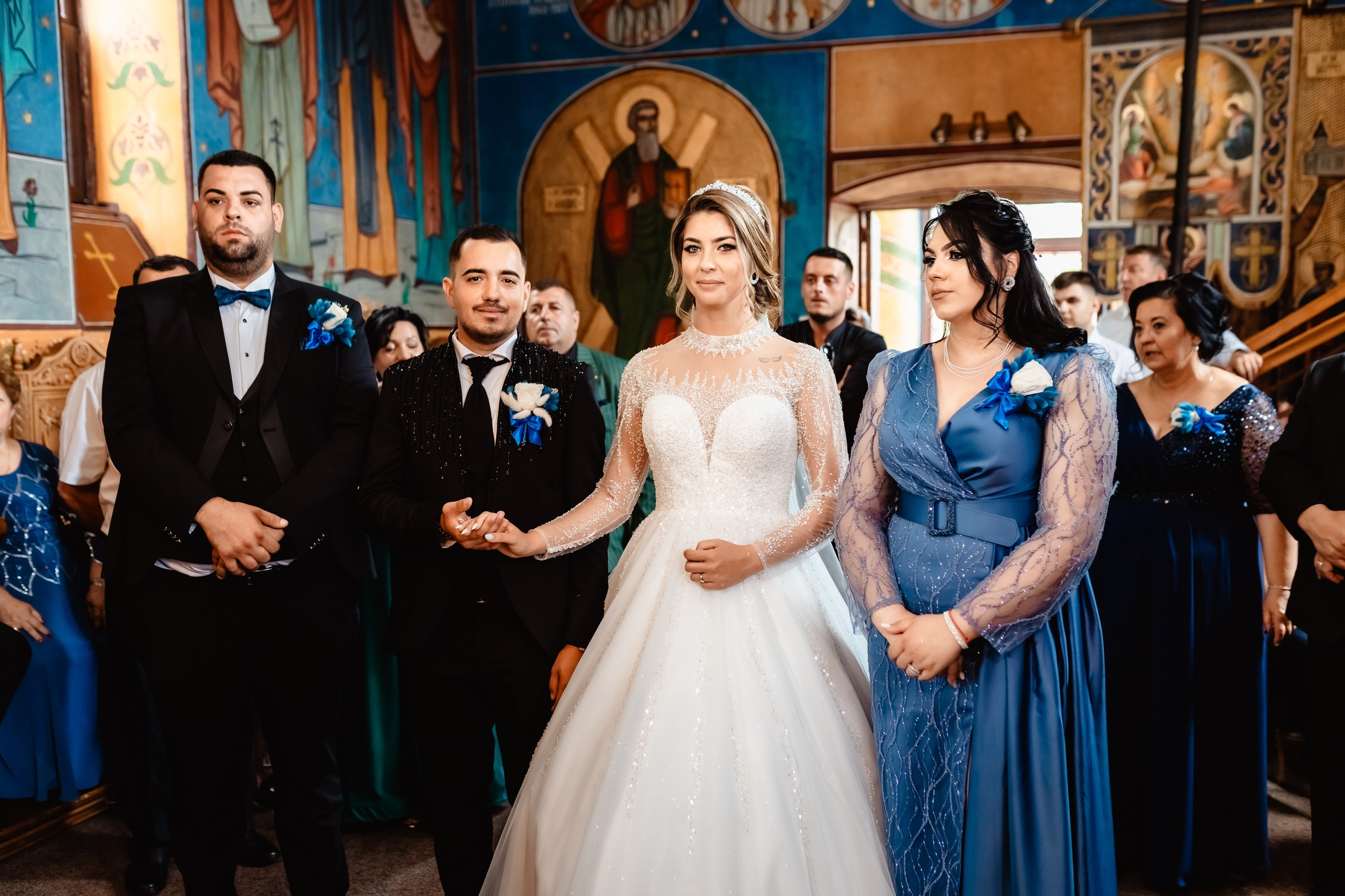 Mireasa in cimitir. Stefan Teodorescu — Fotograf de Nunta