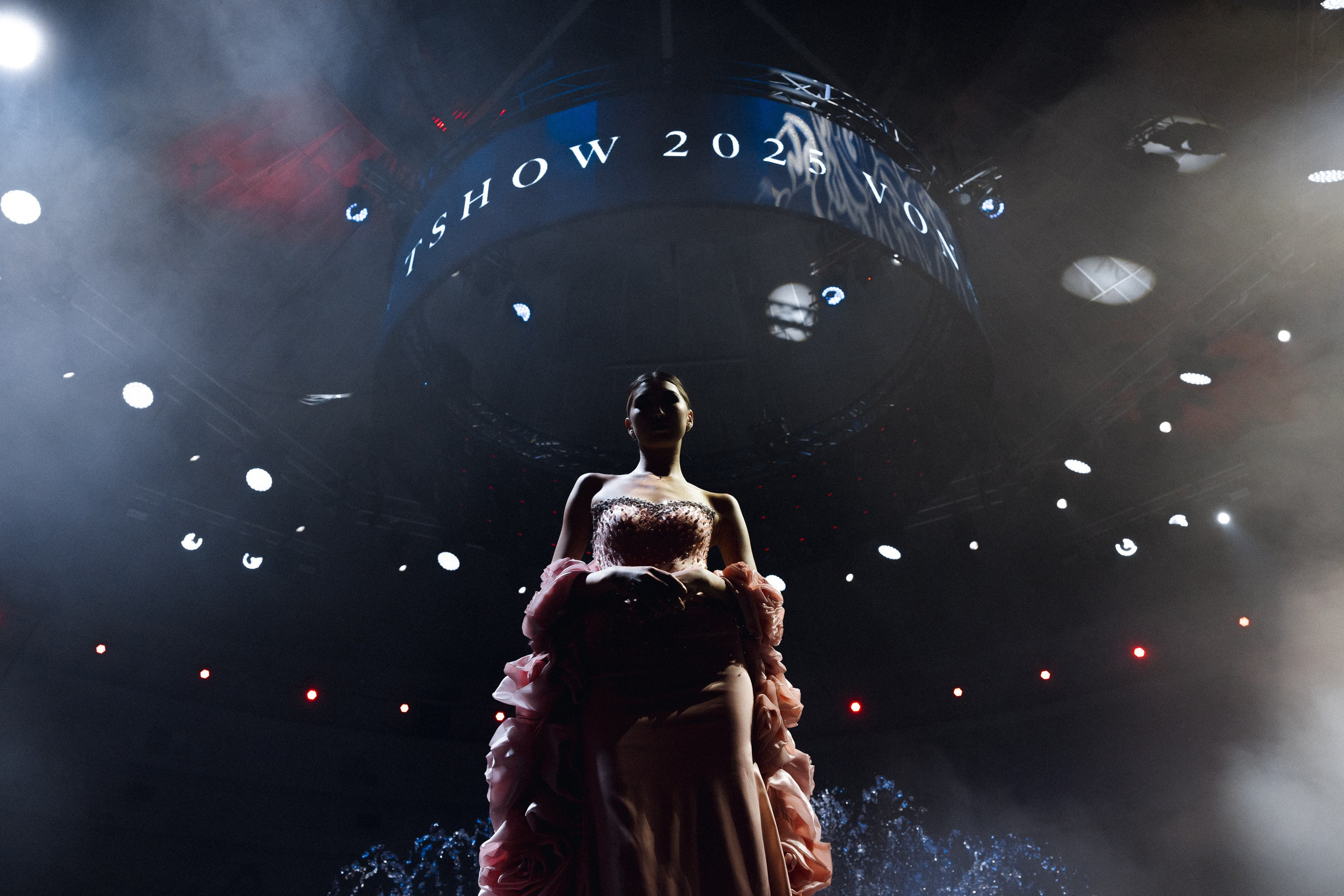 VONAMA CULT SHOW 2025. Азимжан Нуритдинходжаев — свадебный фотограф