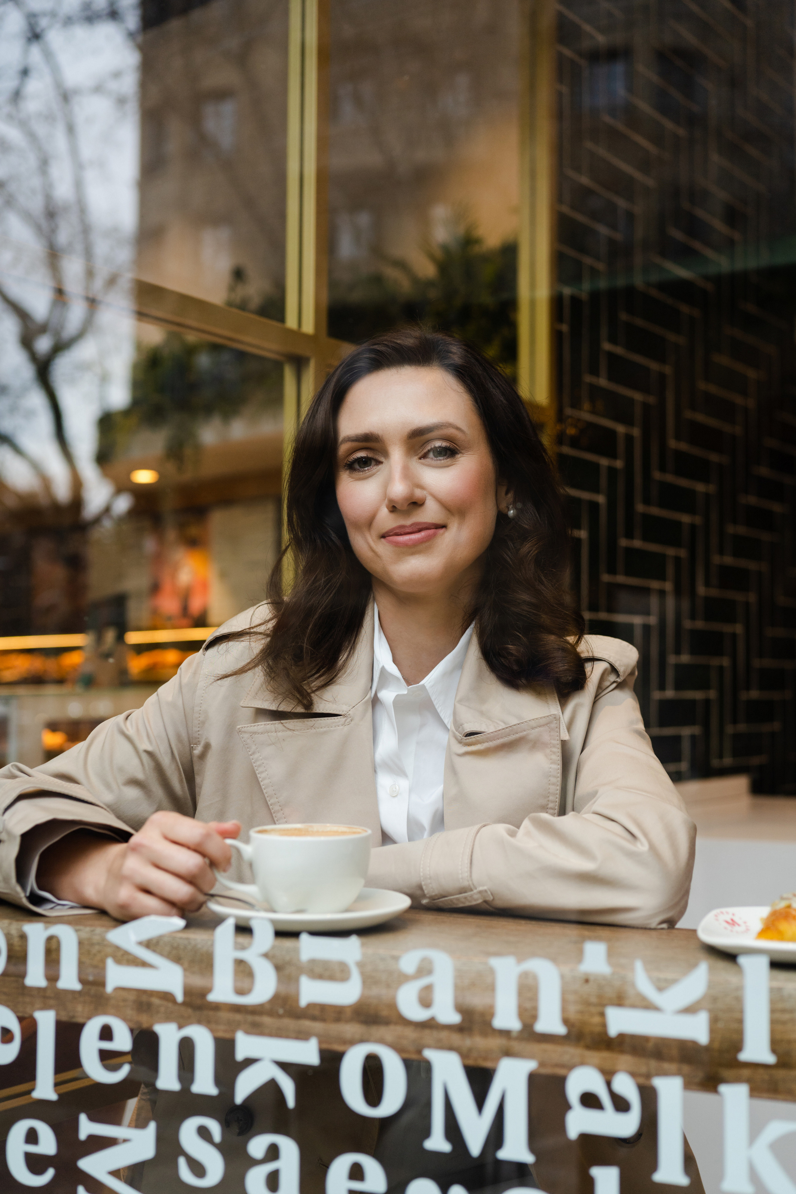 Brand Photoshoot for guide Karina in Barcelona. Photographer Kristina Dorina