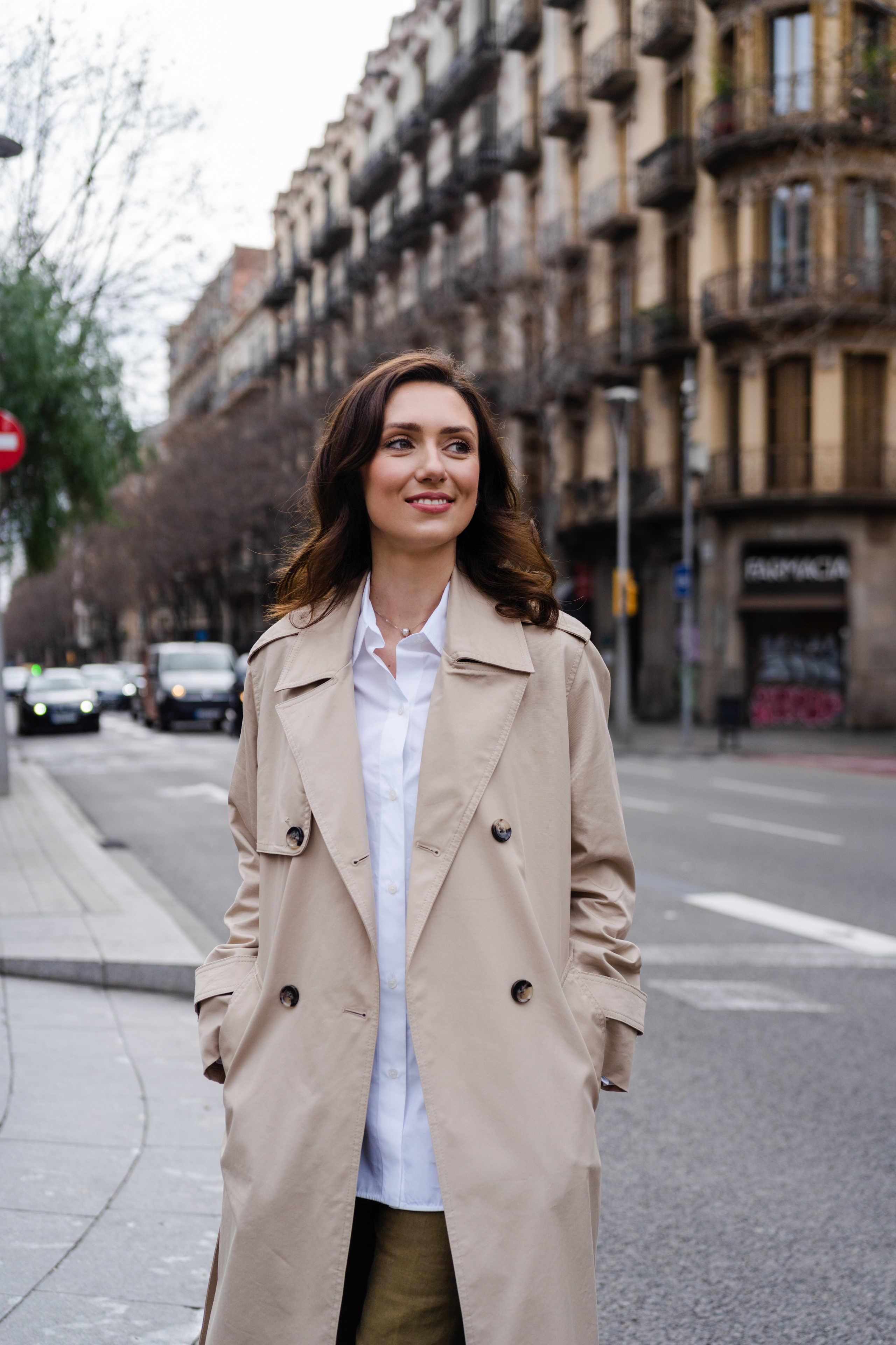 Brand Photoshoot for guide Karina in Barcelona. Photographer Kristina Dorina