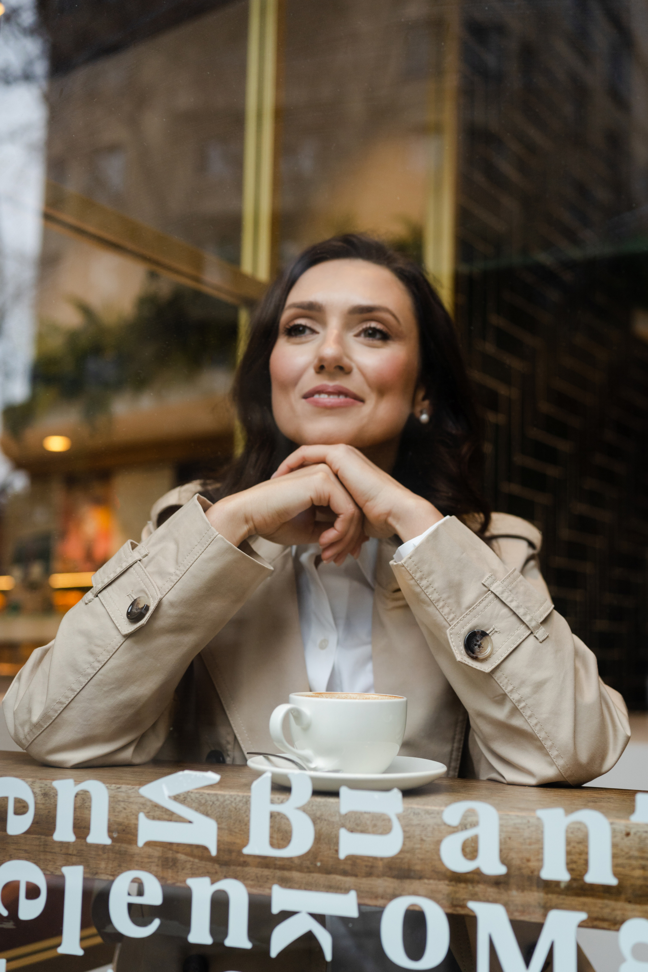 Brand Photoshoot for guide Karina in Barcelona. Photographer Kristina Dorina