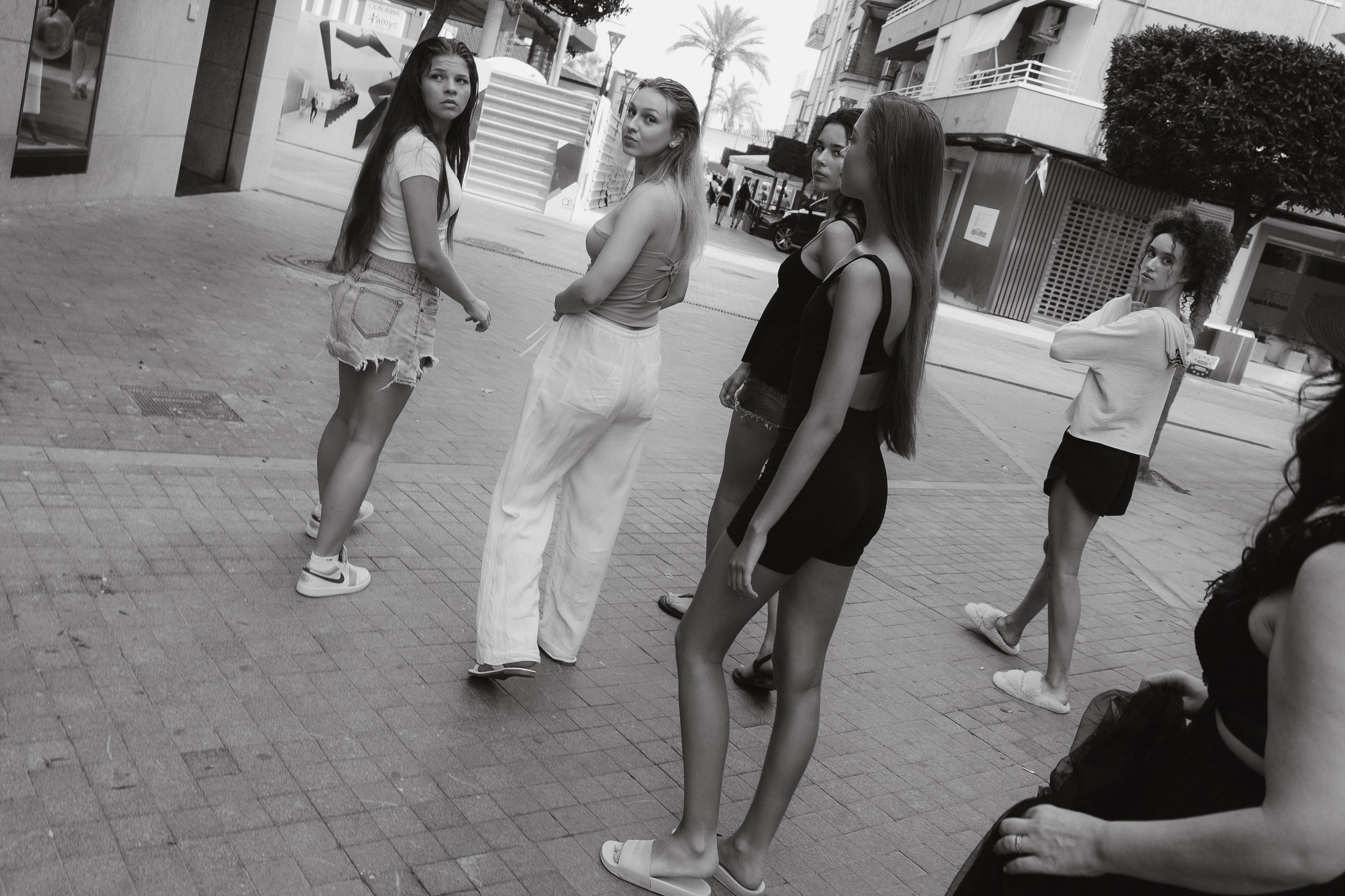 Preparación del backstage de una marca en un desfile de moda en Torrevieja — Fotógrafo de backstage Andrey Lukovnikov