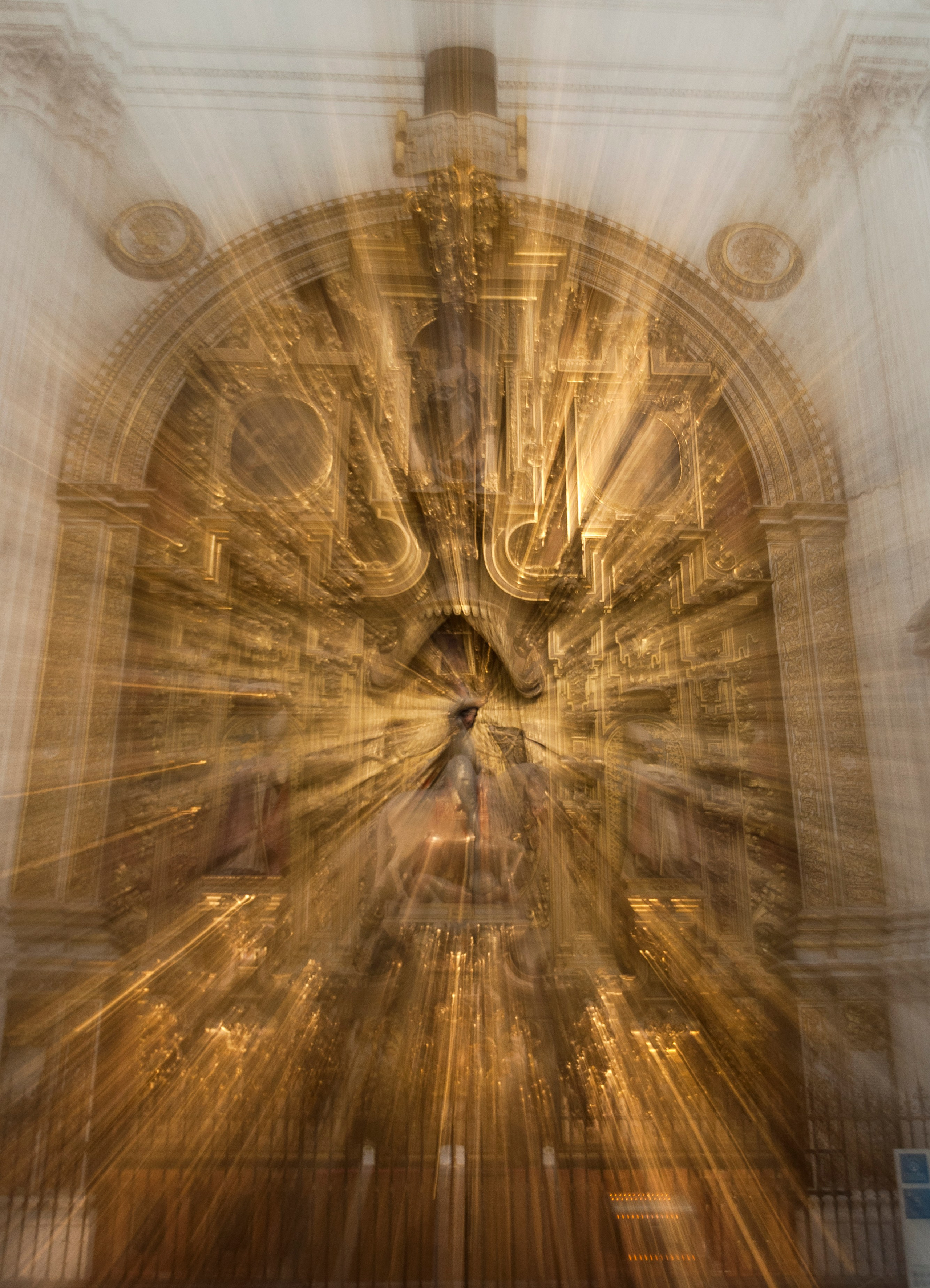 Experimental photos. Éclat Photos. Exclusive portrait photography service