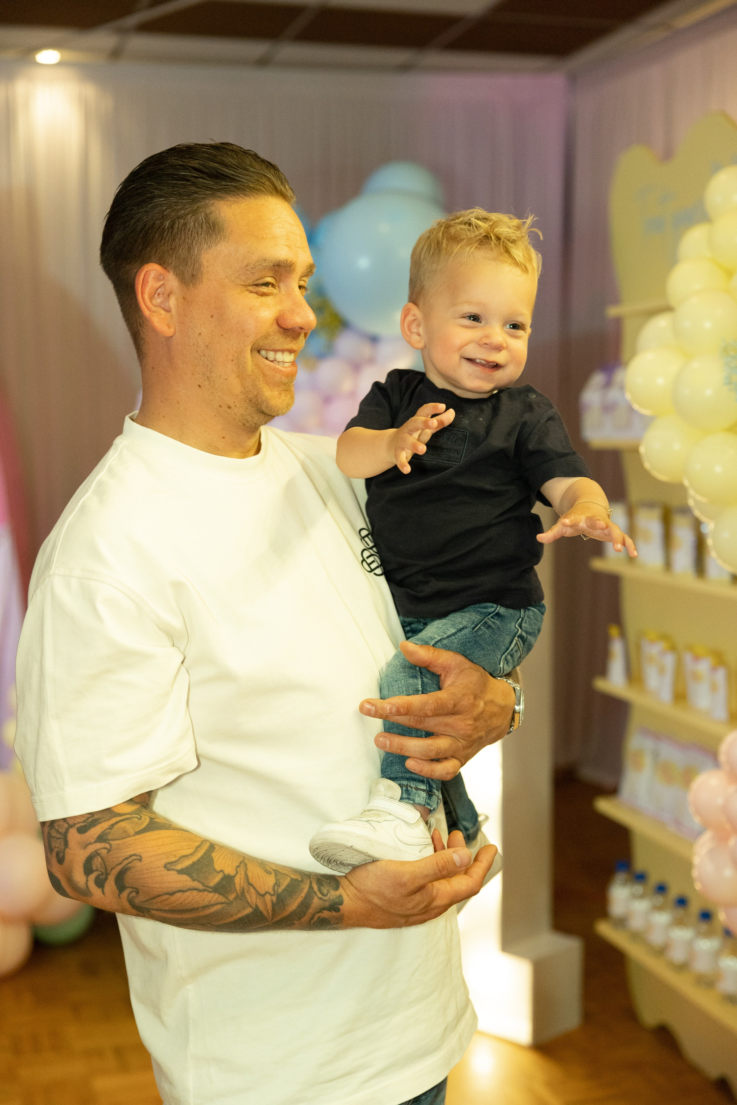 1 st Birthday. Portrait and Family Photographer in Netherlands