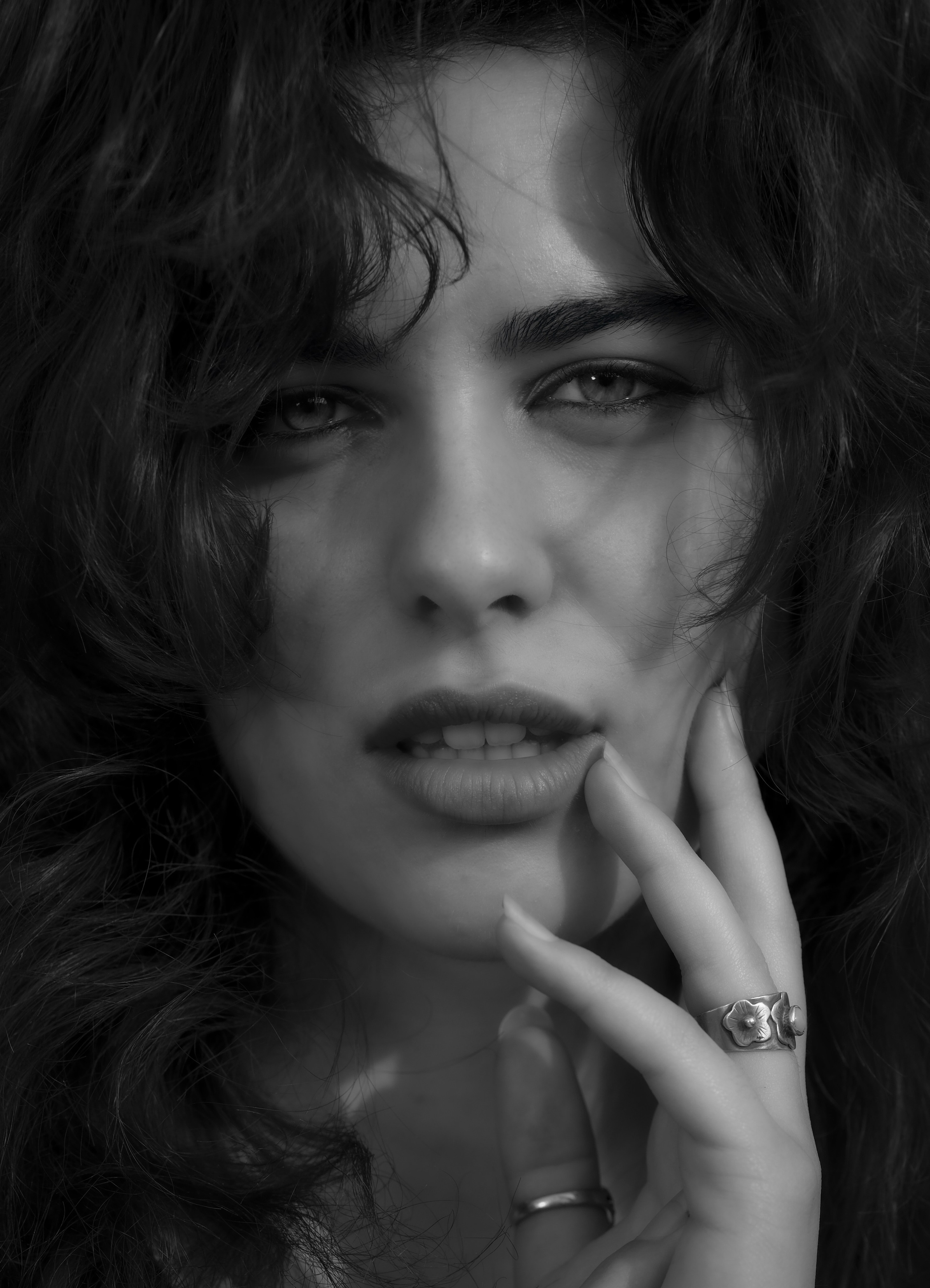 Katie Bassanesi. Glow Pixel