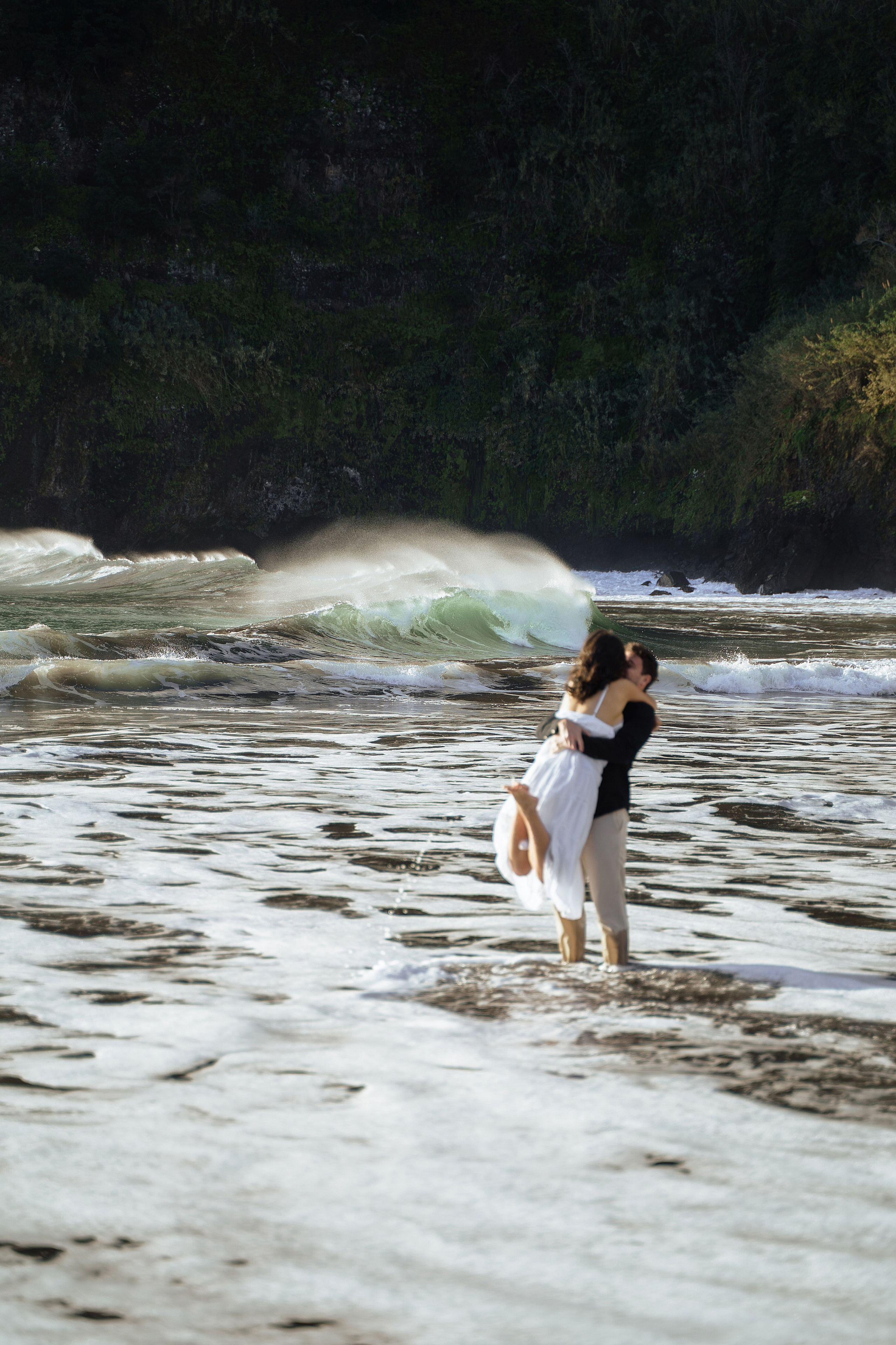 Morning Love Story Photoshoot on Seixal Beach | Madeira Photographer. Your photographer in Madeira