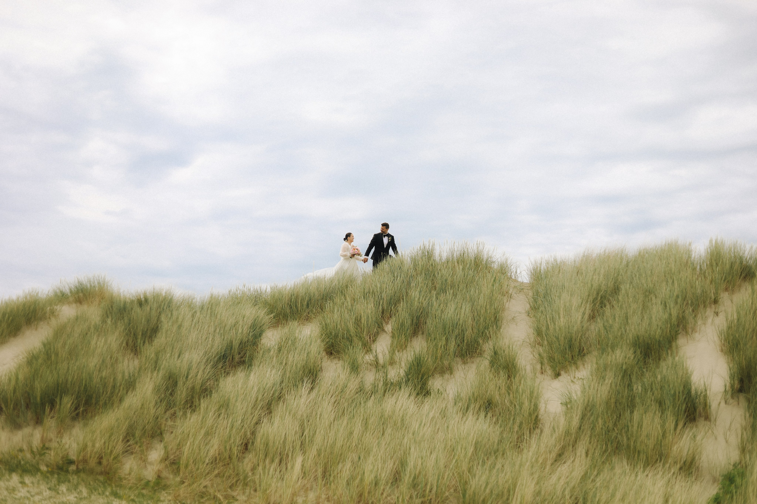 Just lots of love. Warm family & Wedding stories