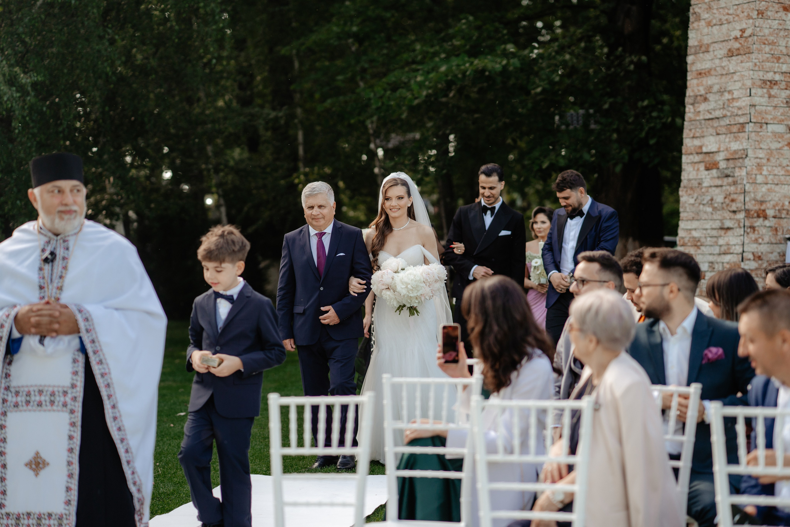 Nunta Ana si Andrei — Love story de Mai. Fotografi de nunta in Bucuresti, Iulia si Stefan Ovidiu