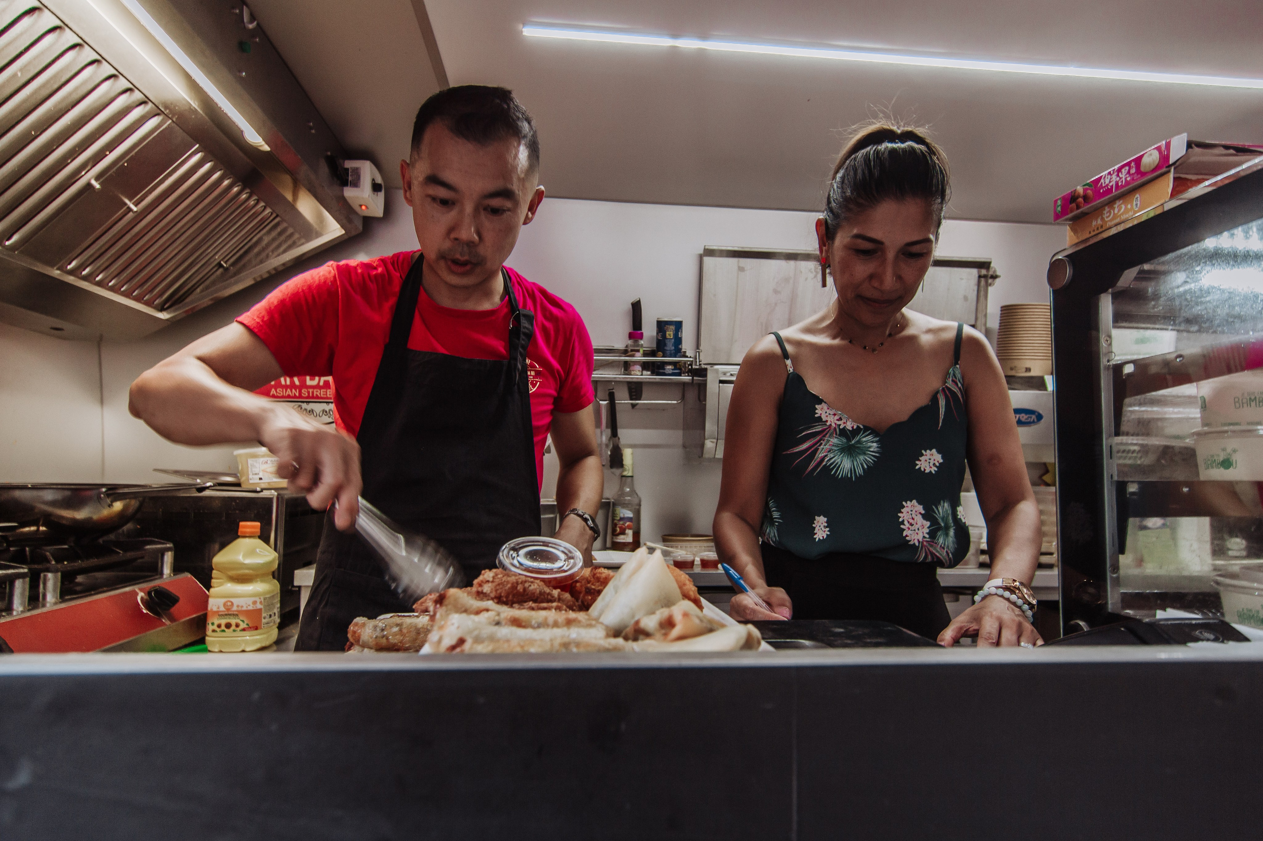 Reportage de fête au Château Prat de Cest. Professional Photographer in France | Poitiers, Tours & Châtellerault | Portrait, Family, Corporate & Wedding Photography