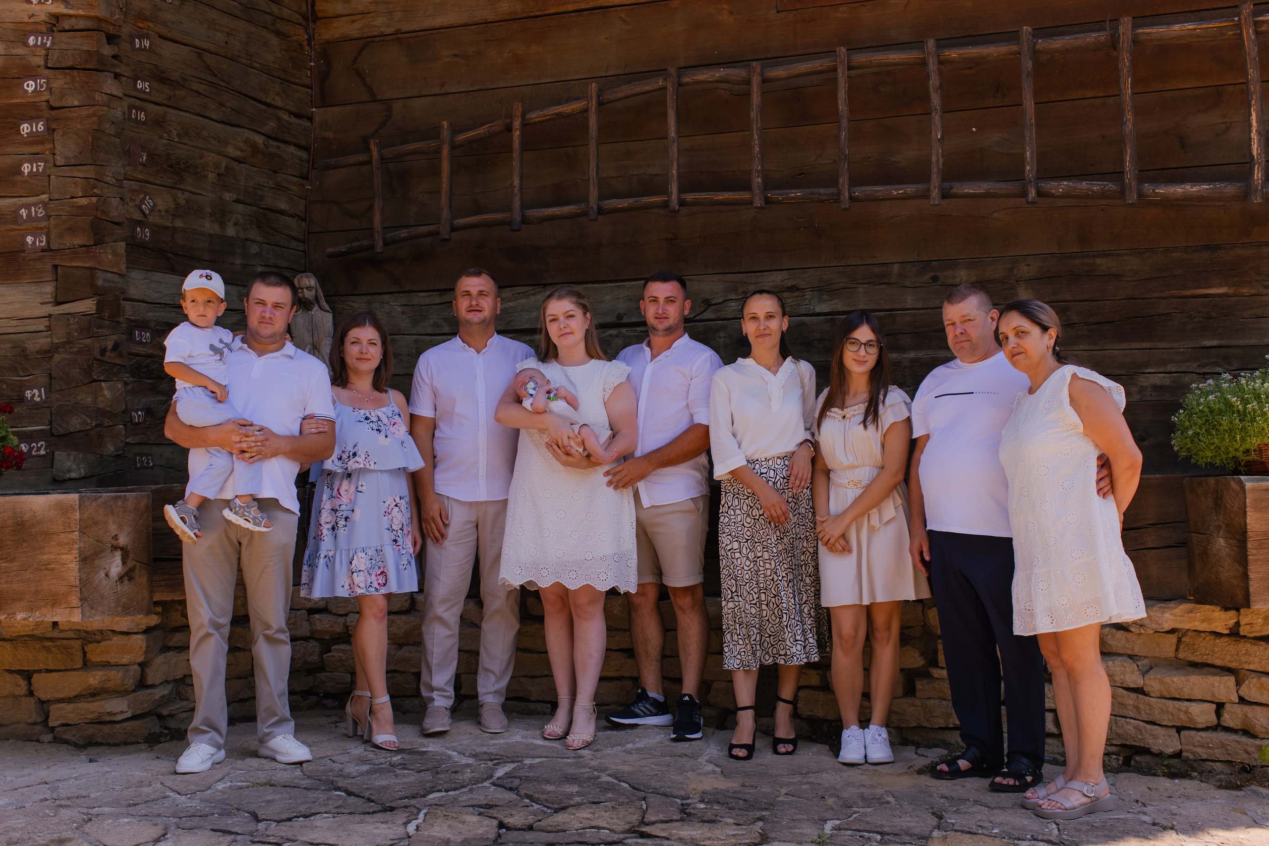 Botez Biserica de Lemn. Fotograf Moldova | Fotograf Chișinău | Fotograf de familie Chișinău |Fotograf Botez | Fotograf Însărcinate Moldova | Fotograf Neworn