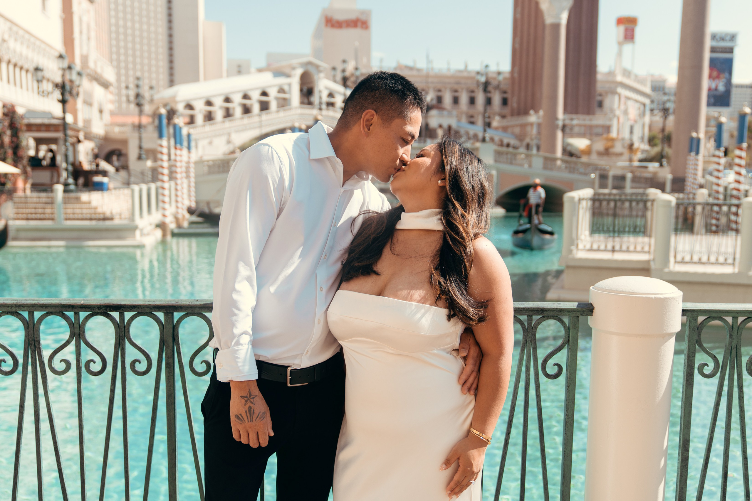Angelica&Ed. Wedding & elopement photographer Viktoriya Kravtsov. Las Vegas