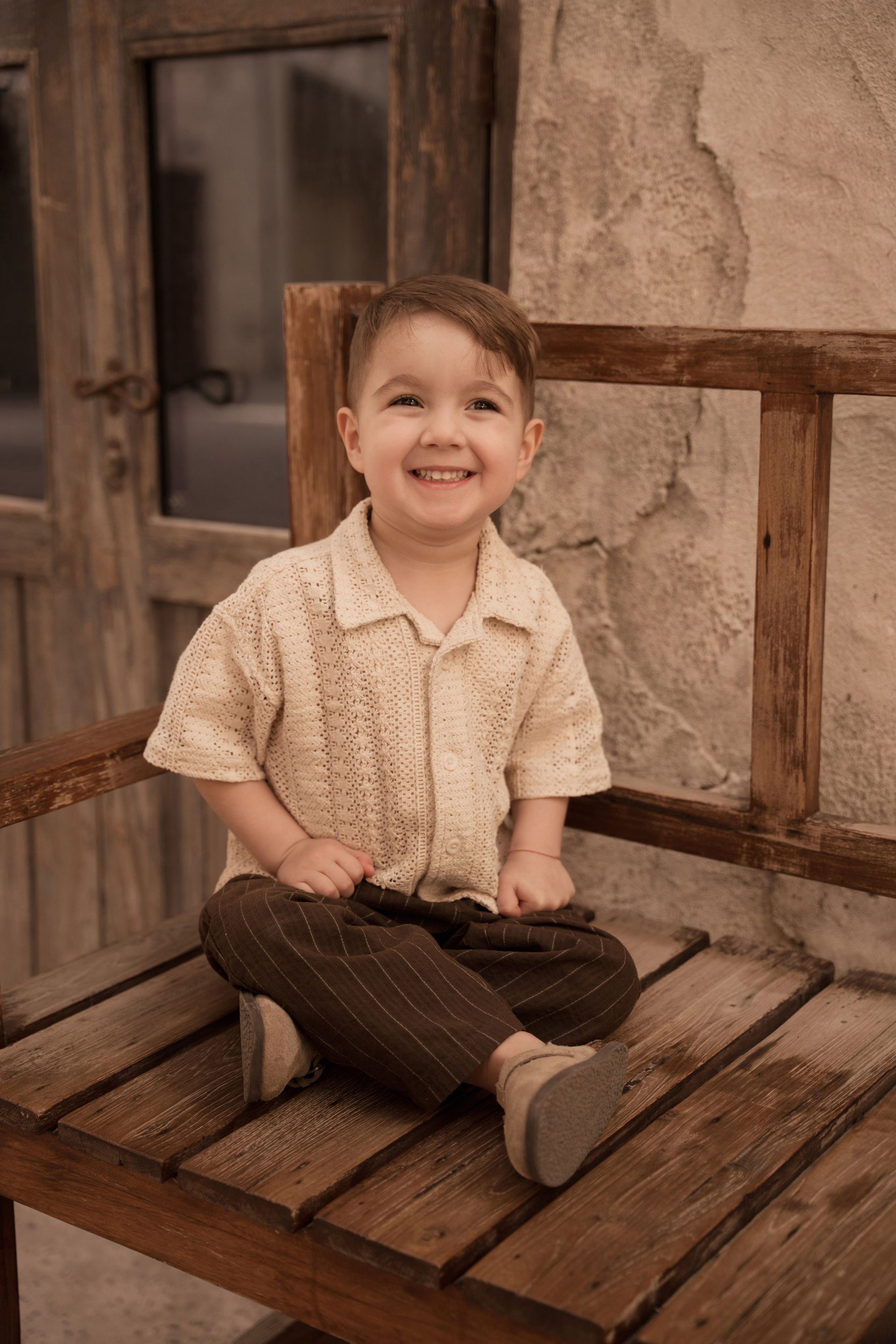 Old Town walk. Angela Iakovleva — Family Photographer in Dubai