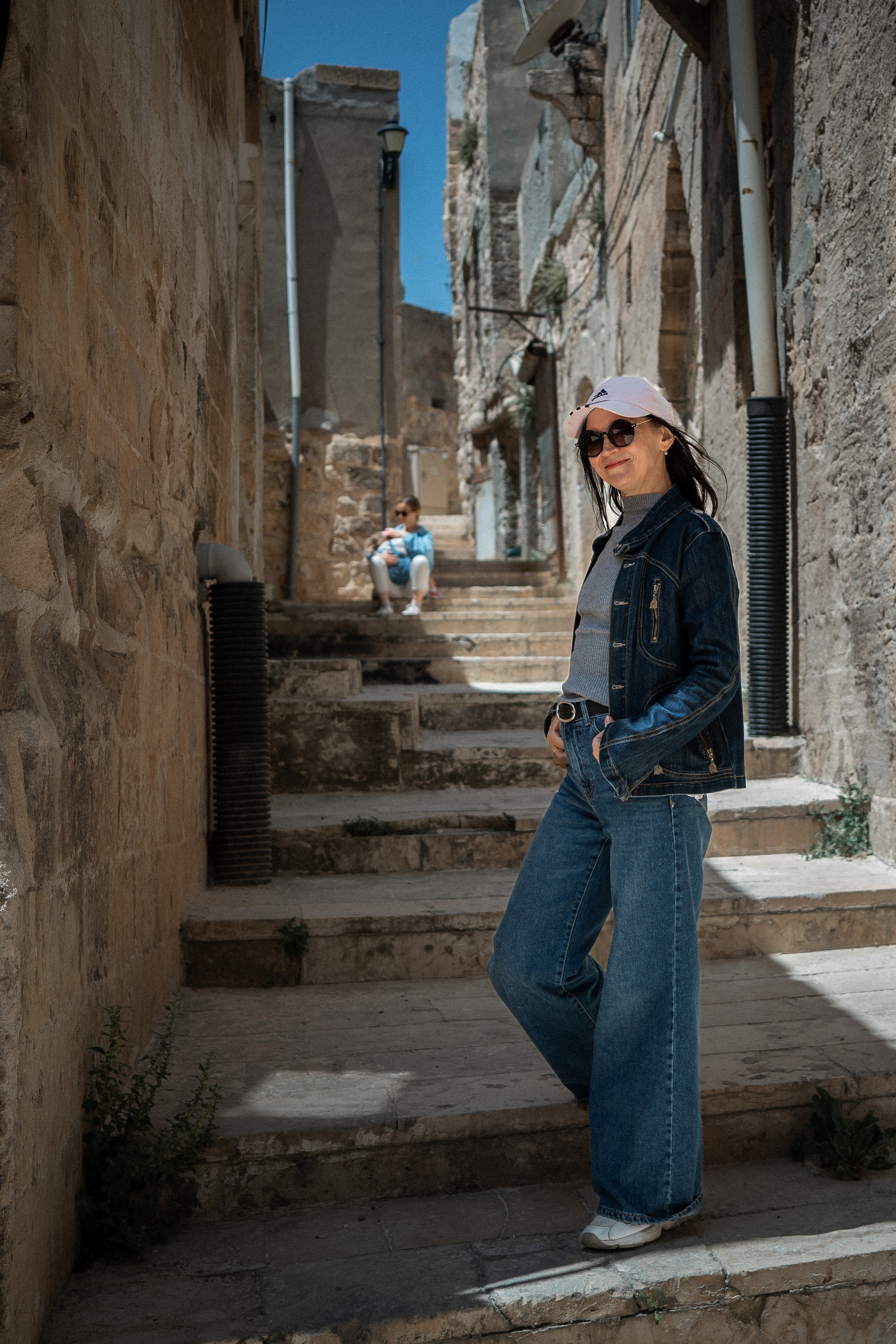Путешествие и фотосессия в городе Мардин. Wedding, family and lifestyle photographer Anatoly. Photo sessions on rooftops with seagulls. Istanbul