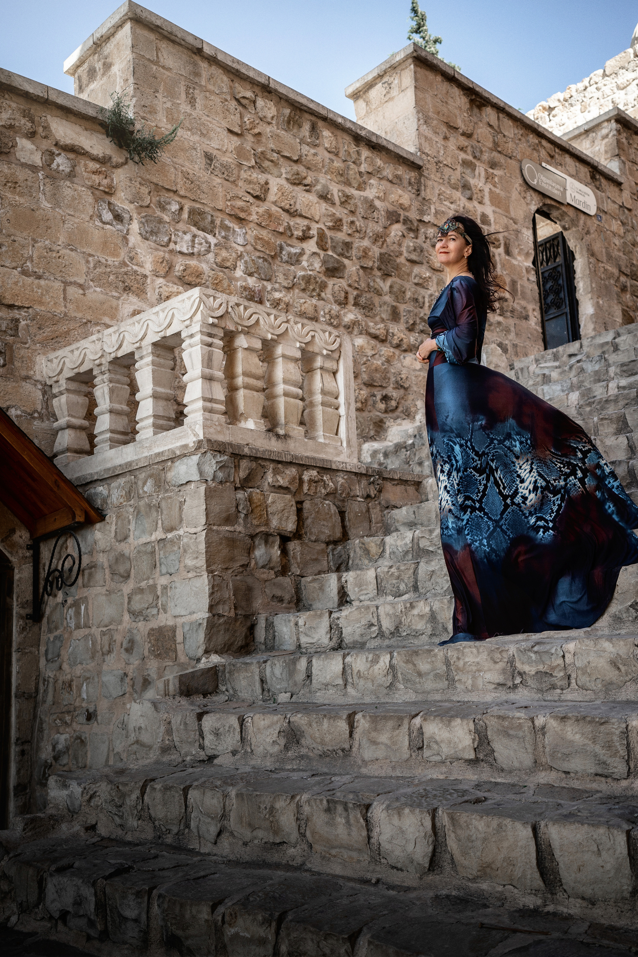 Путешествие и фотосессия в городе Мардин. Wedding, family and lifestyle photographer Anatoly. Photo sessions on rooftops with seagulls. Istanbul