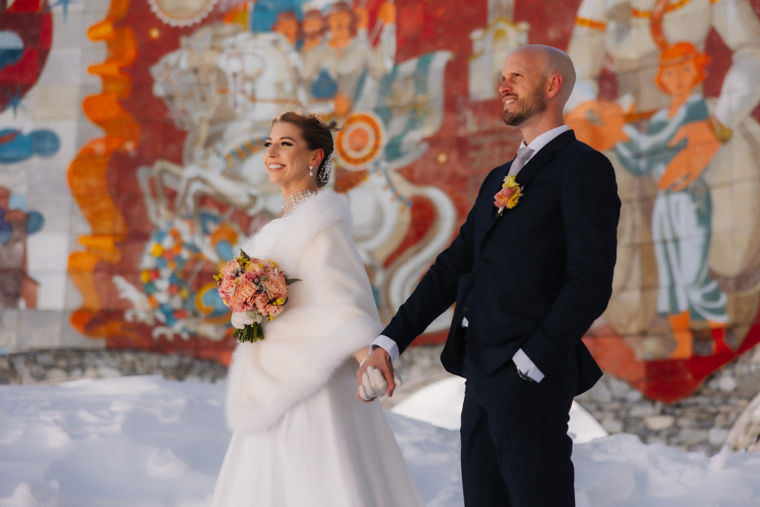 Love in winter mountains. Wedding photographer in Tbilisi Ioseb Mamniashvili