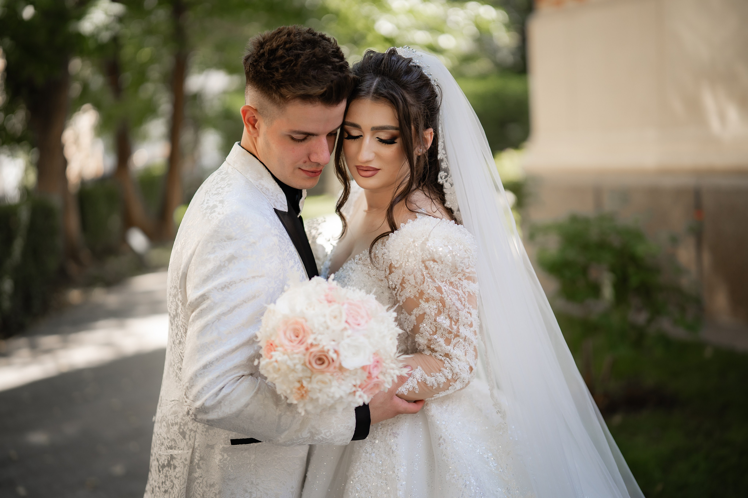 Nunta in mijloc de vara - Anne Marie & Cristian. Fotografi de nunta in Bucuresti, Iulia si Stefan Ovidiu