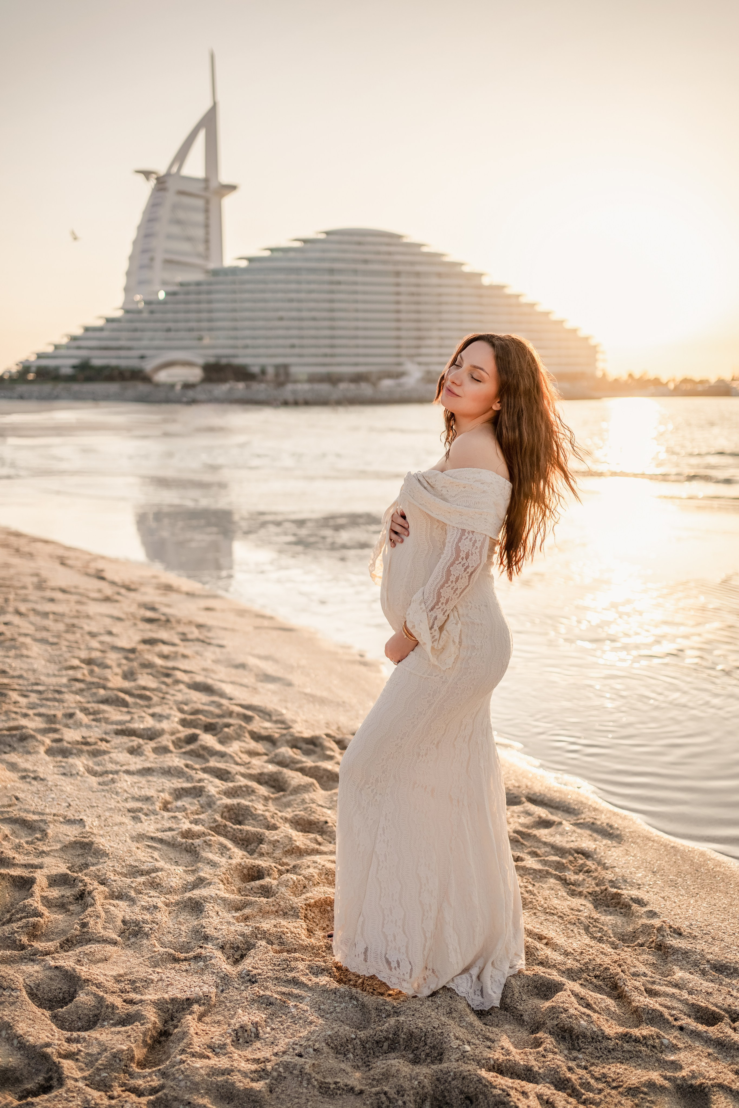 Sunset by the Burj Al Arab. Angela Iakovleva — Family Photographer in Dubai