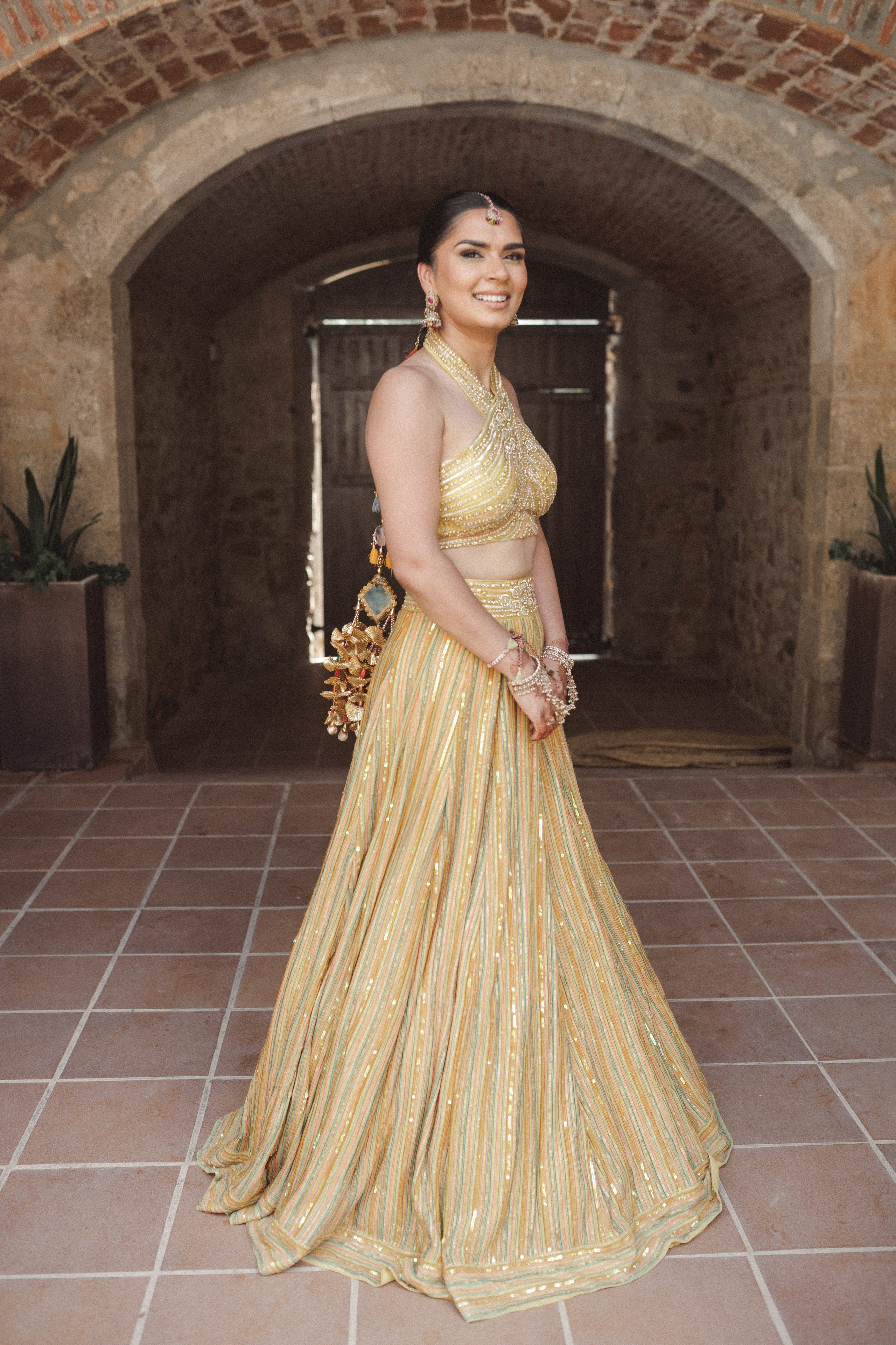 Patrik & Naomi. Monestir Sant Salvi. Paola wedding photographer / videographer in Barcelona